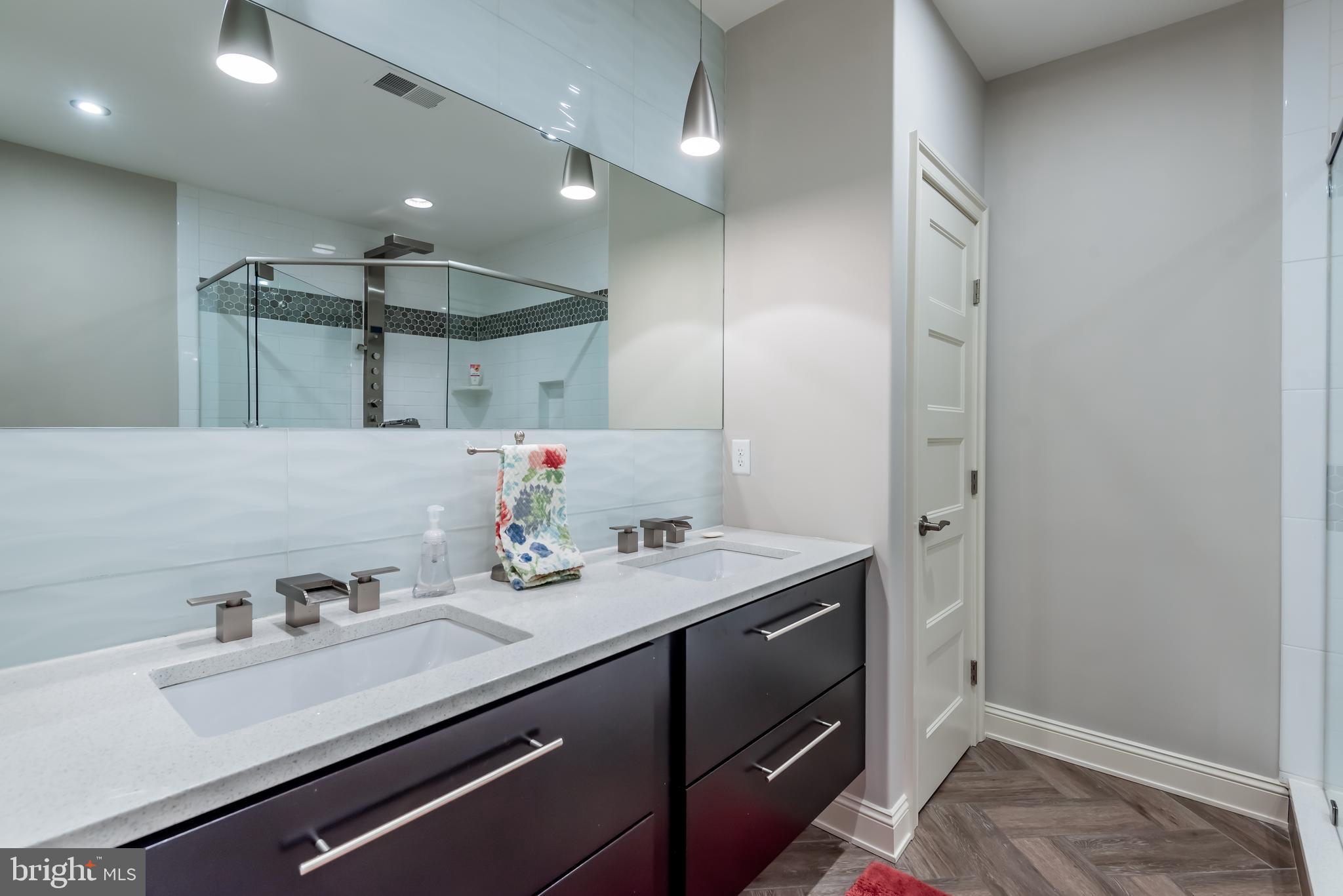 BRAEBURN ESTATES - Residential