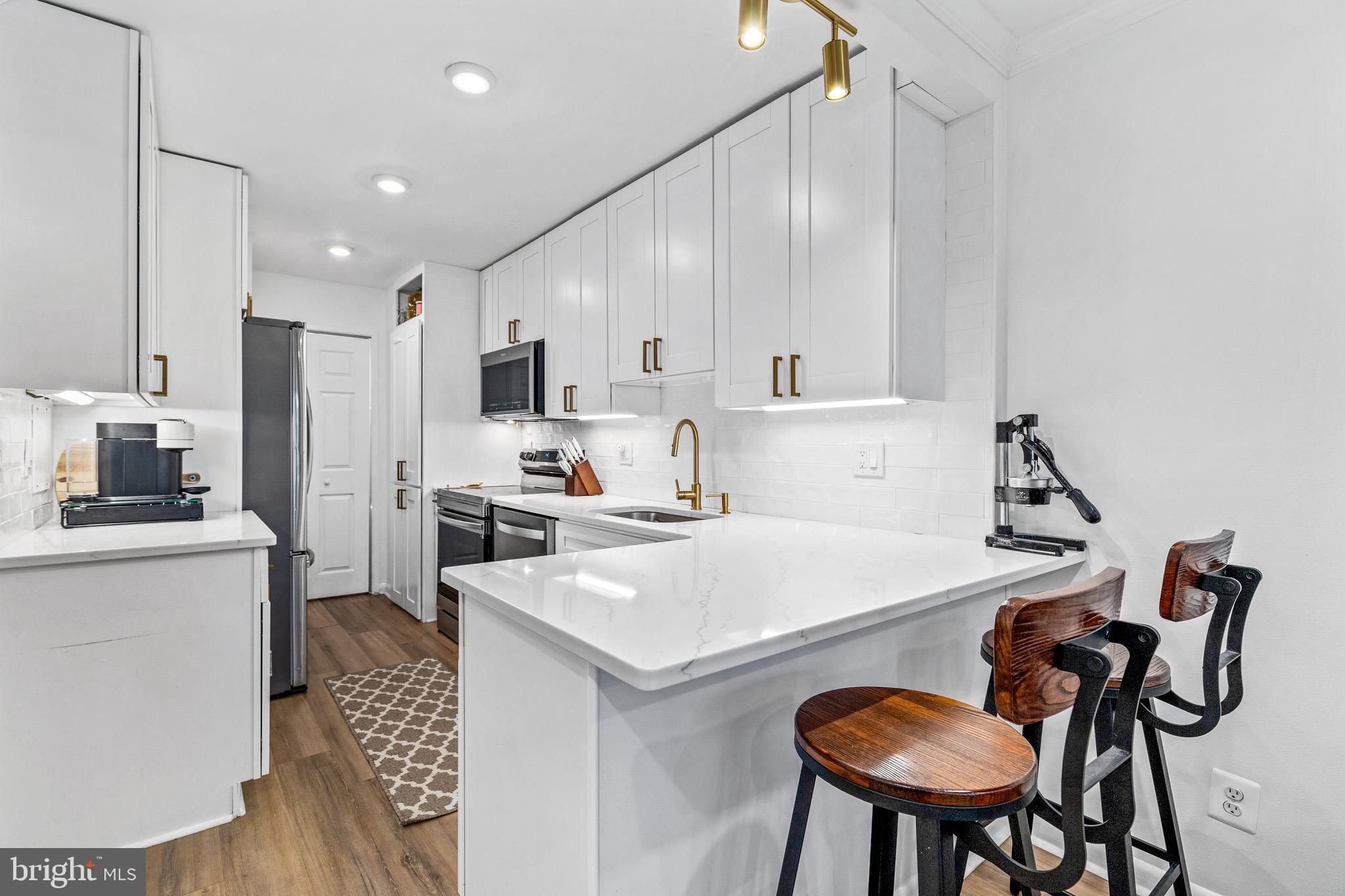 FOGGY BOTTOM - Residential