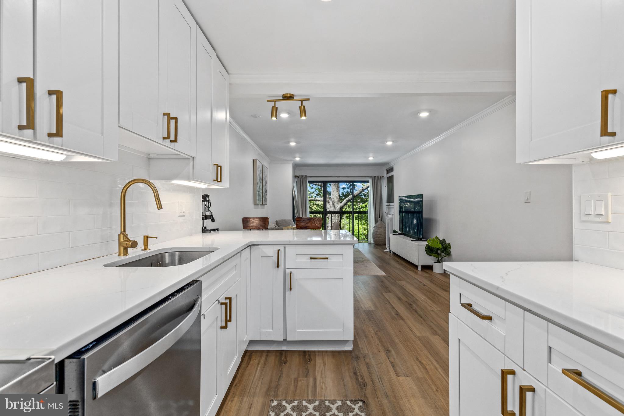 FOGGY BOTTOM - Residential