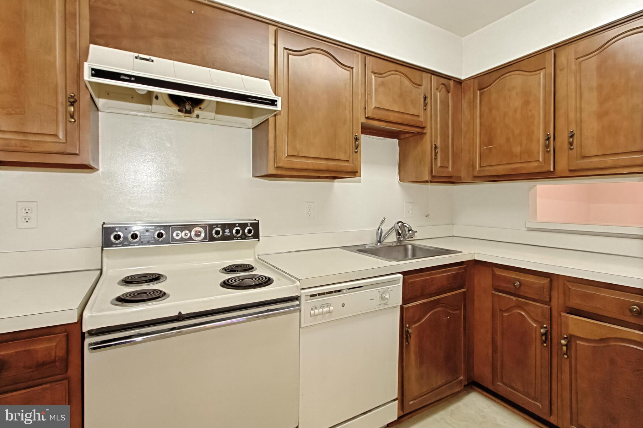 COLIN PLACE - Residential Lease