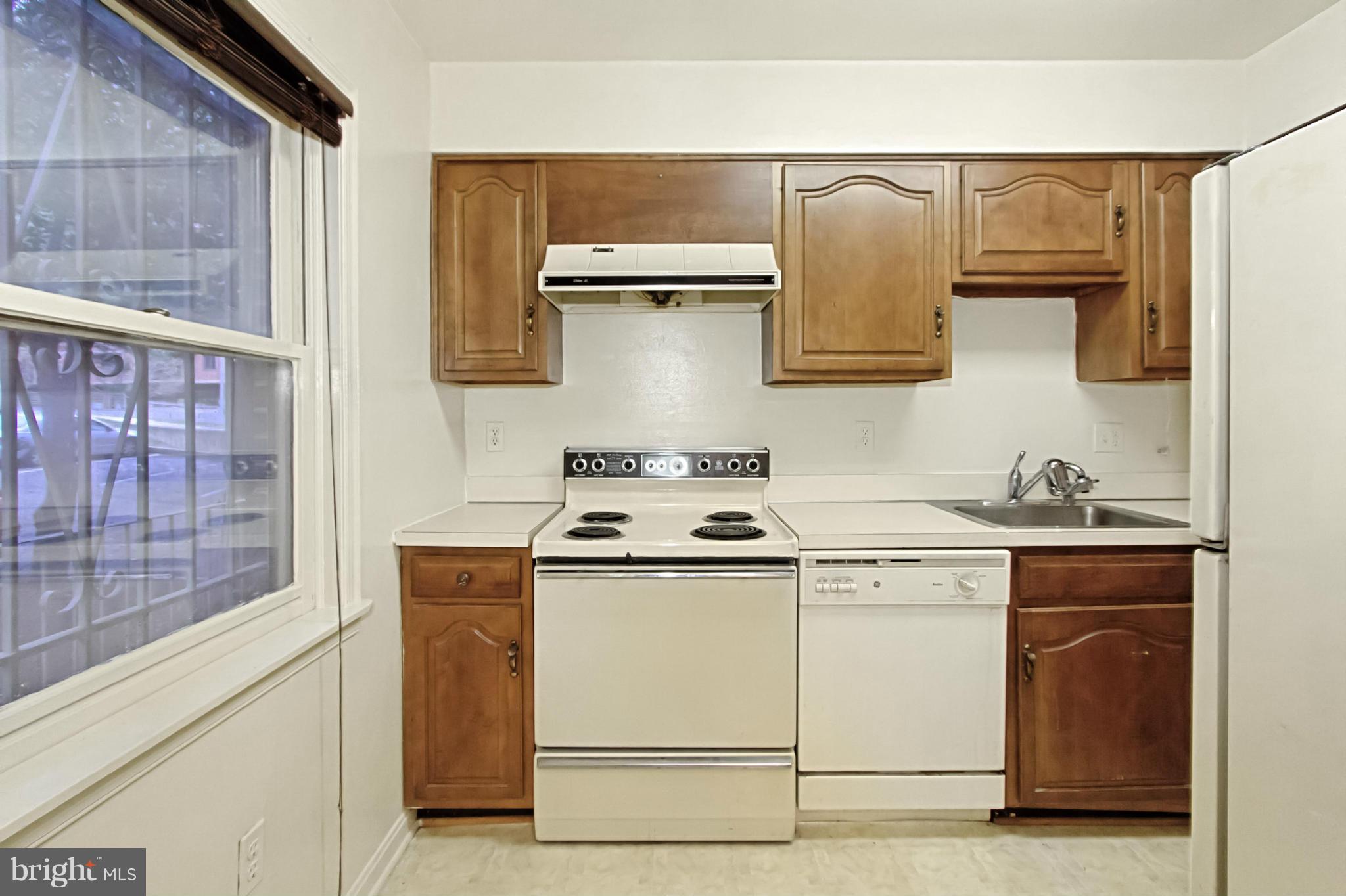 COLIN PLACE - Residential Lease