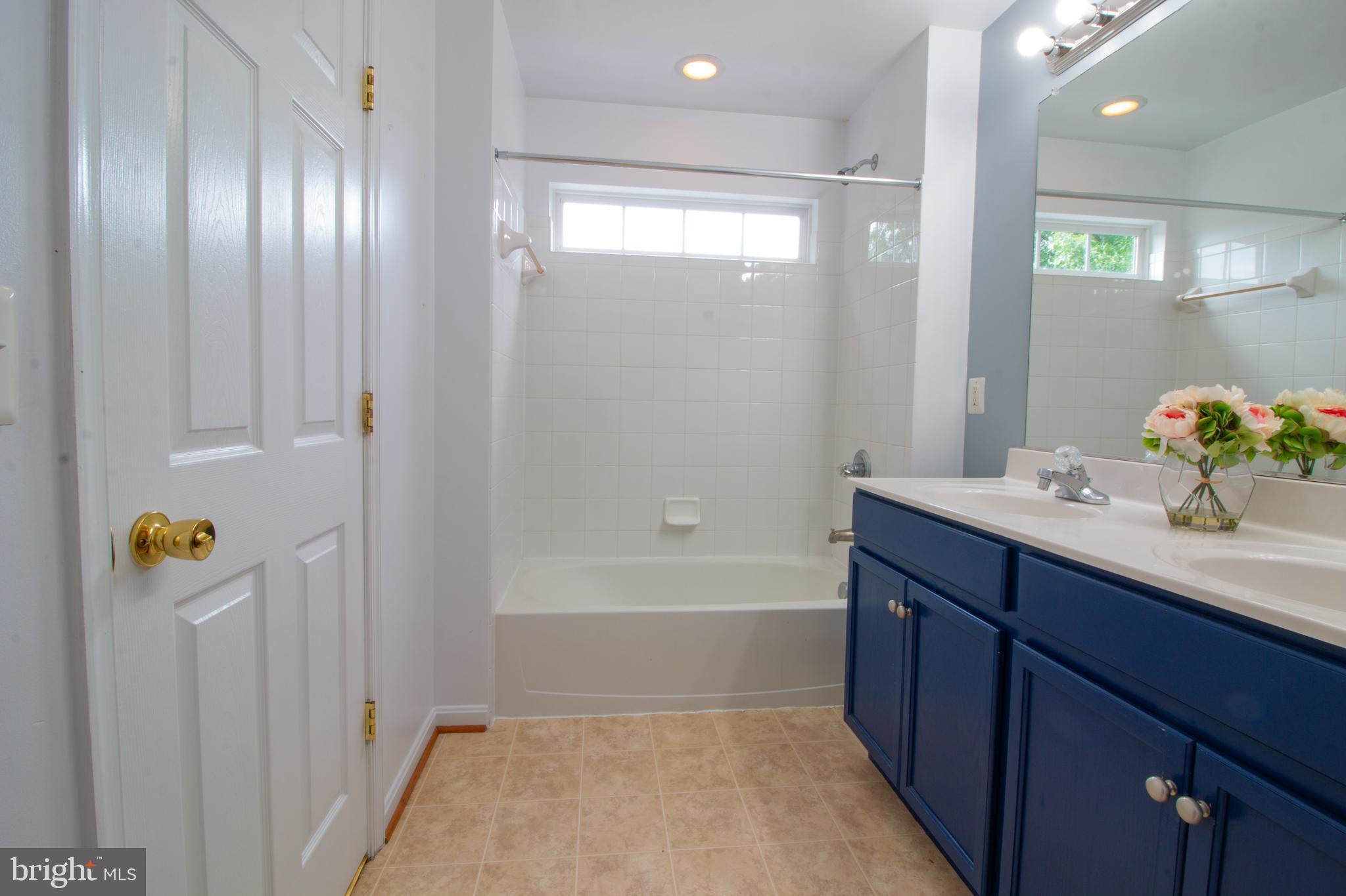 RIPPON LANDING - Residential