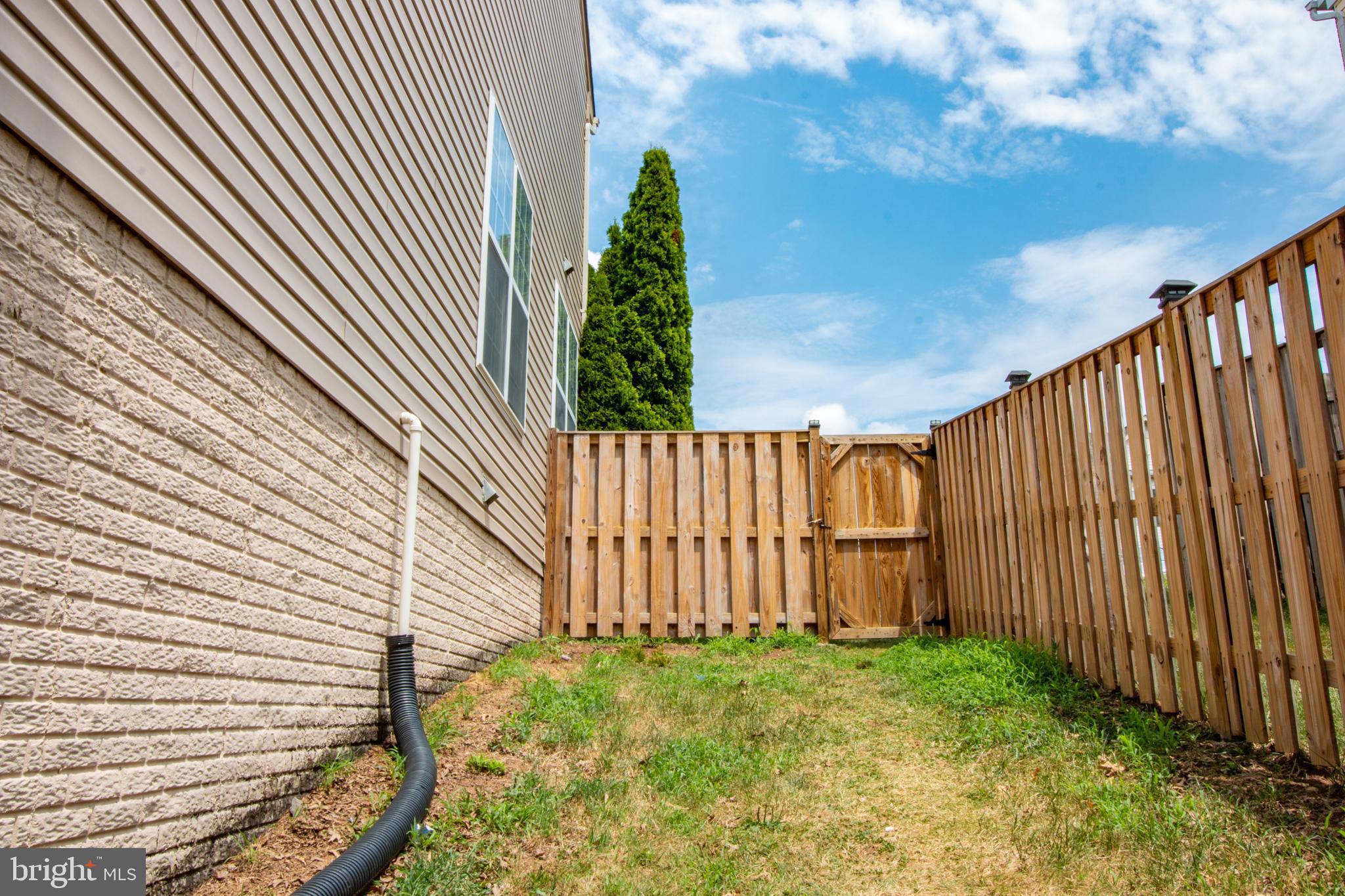 RIPPON LANDING - Residential