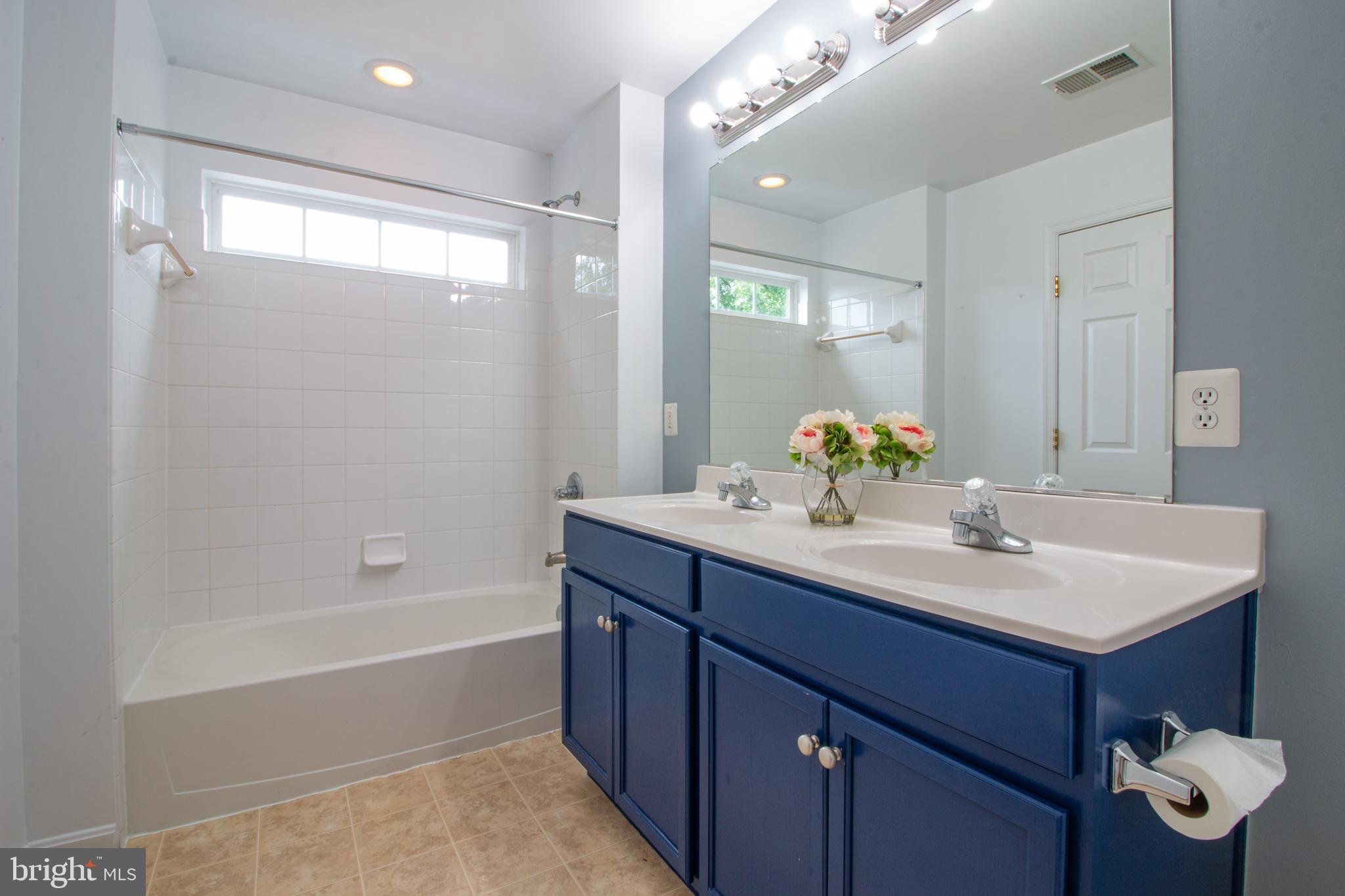 RIPPON LANDING - Residential