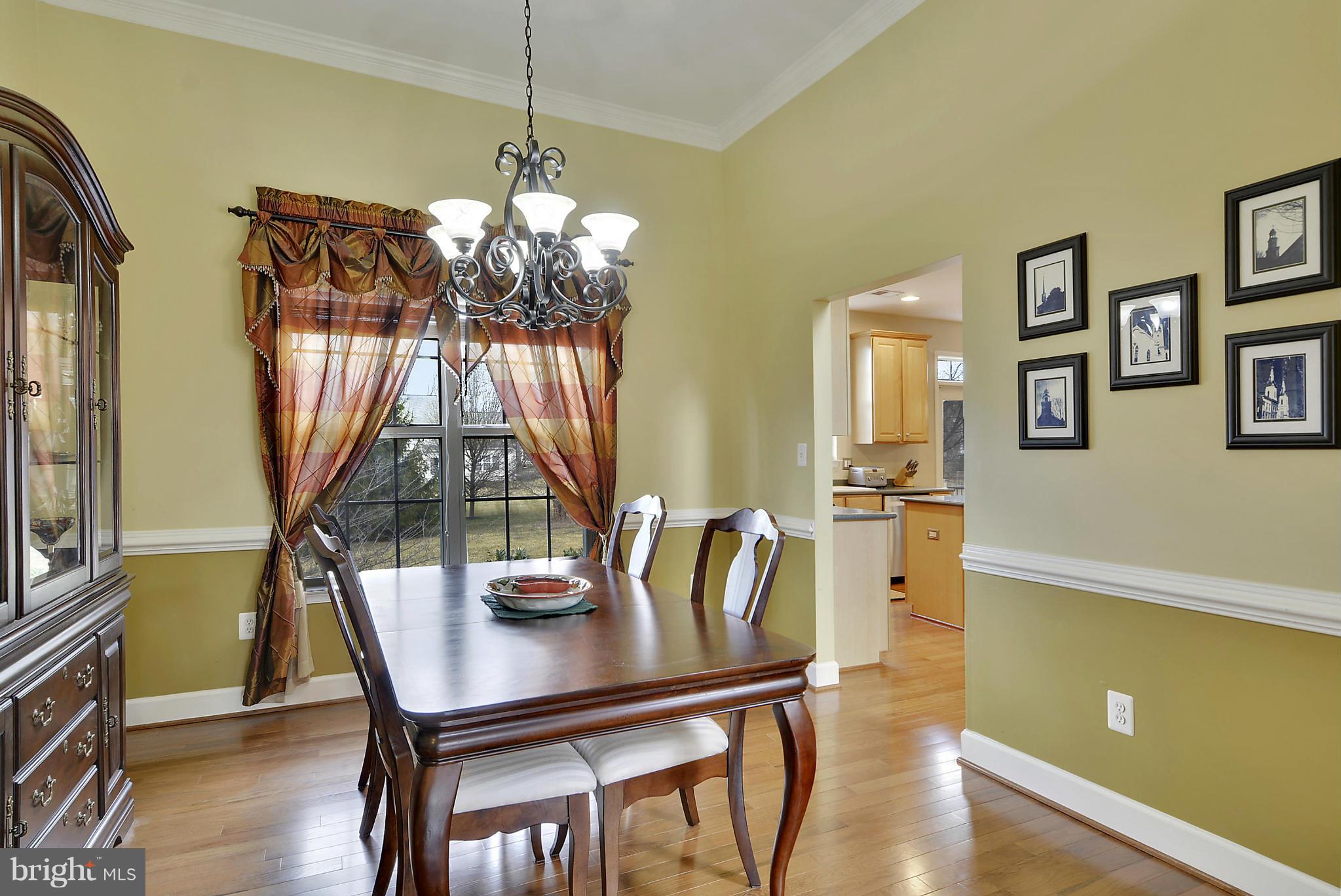 KINGS CROSSING - Residential