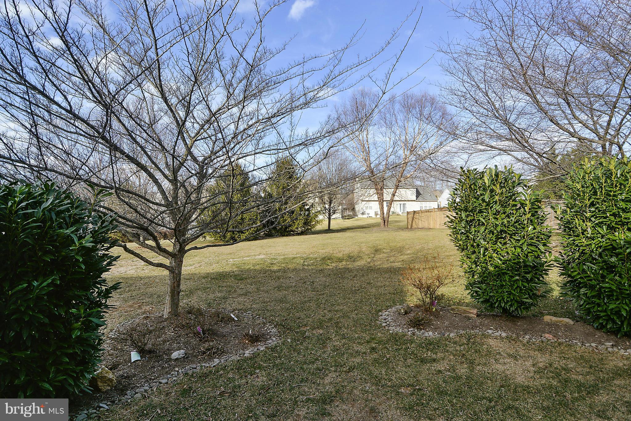 KINGS CROSSING - Residential
