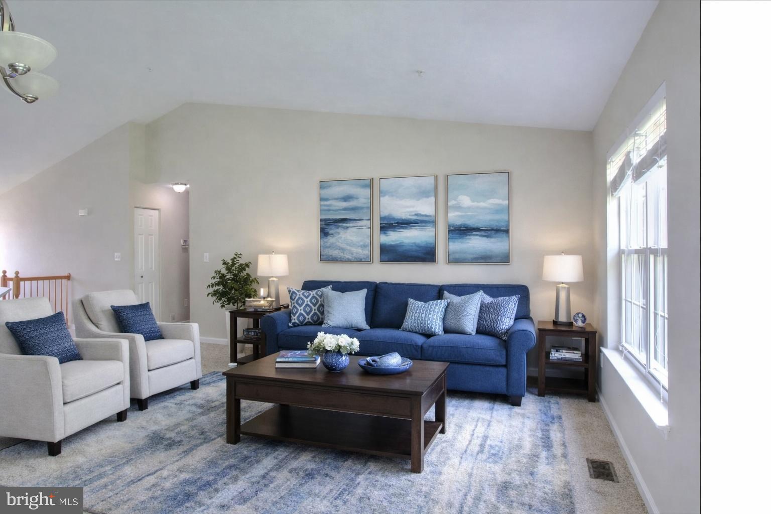 THOMPSON ESTATES - Residential