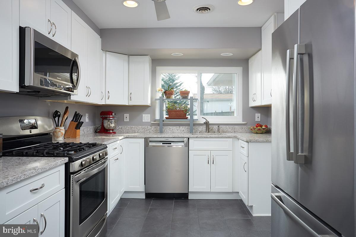 SILVER SPRING - Residential Lease