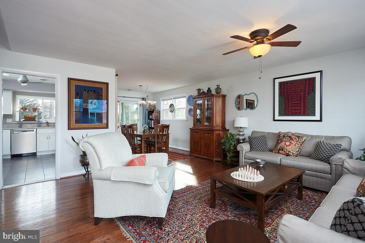 SILVER SPRING - Residential Lease