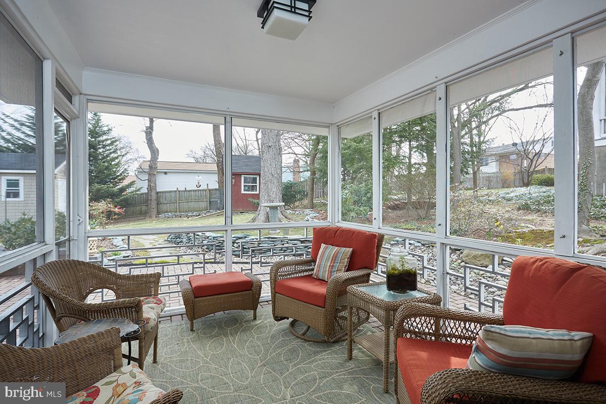 SILVER SPRING - Residential Lease