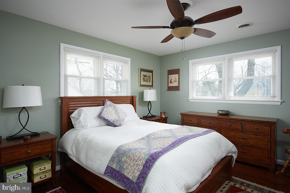 SILVER SPRING - Residential Lease