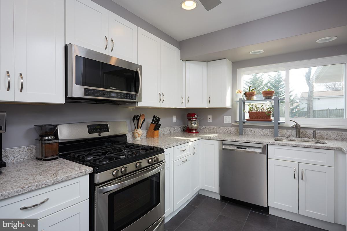 SILVER SPRING - Residential Lease