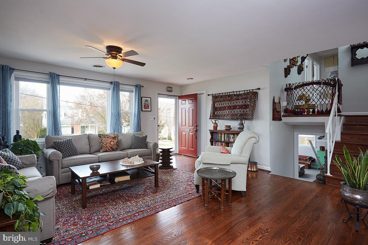 SILVER SPRING - Residential Lease