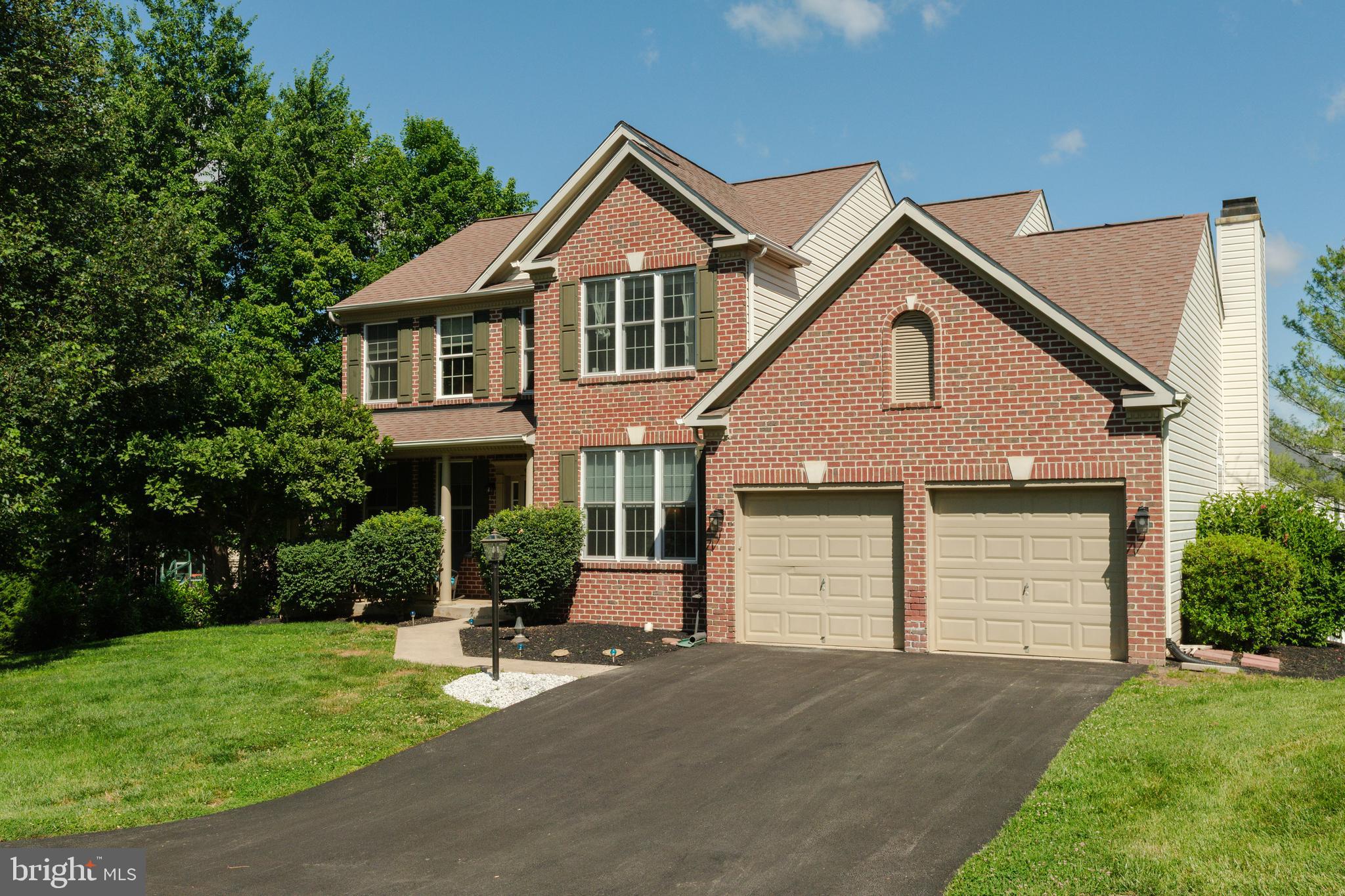5766 OYSTER BAY DRIVE