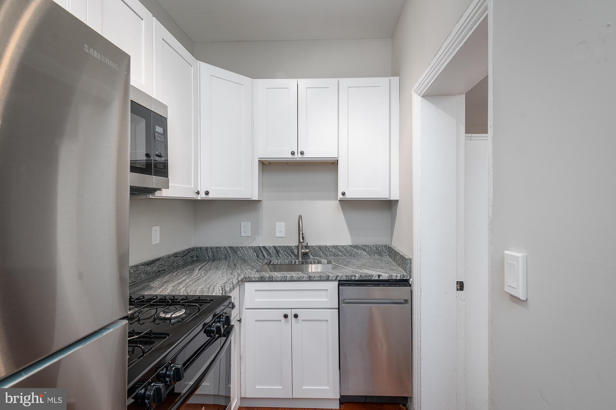 BOLTON HILL HISTORIC DISTRICT - Residential Lease