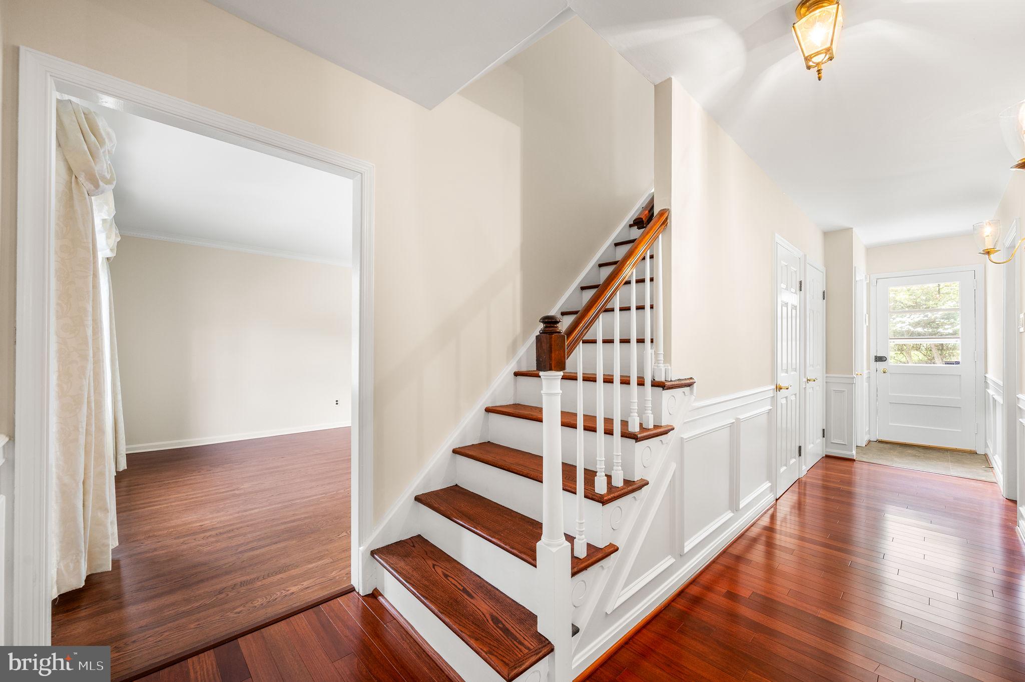 26 HICKORY LANE