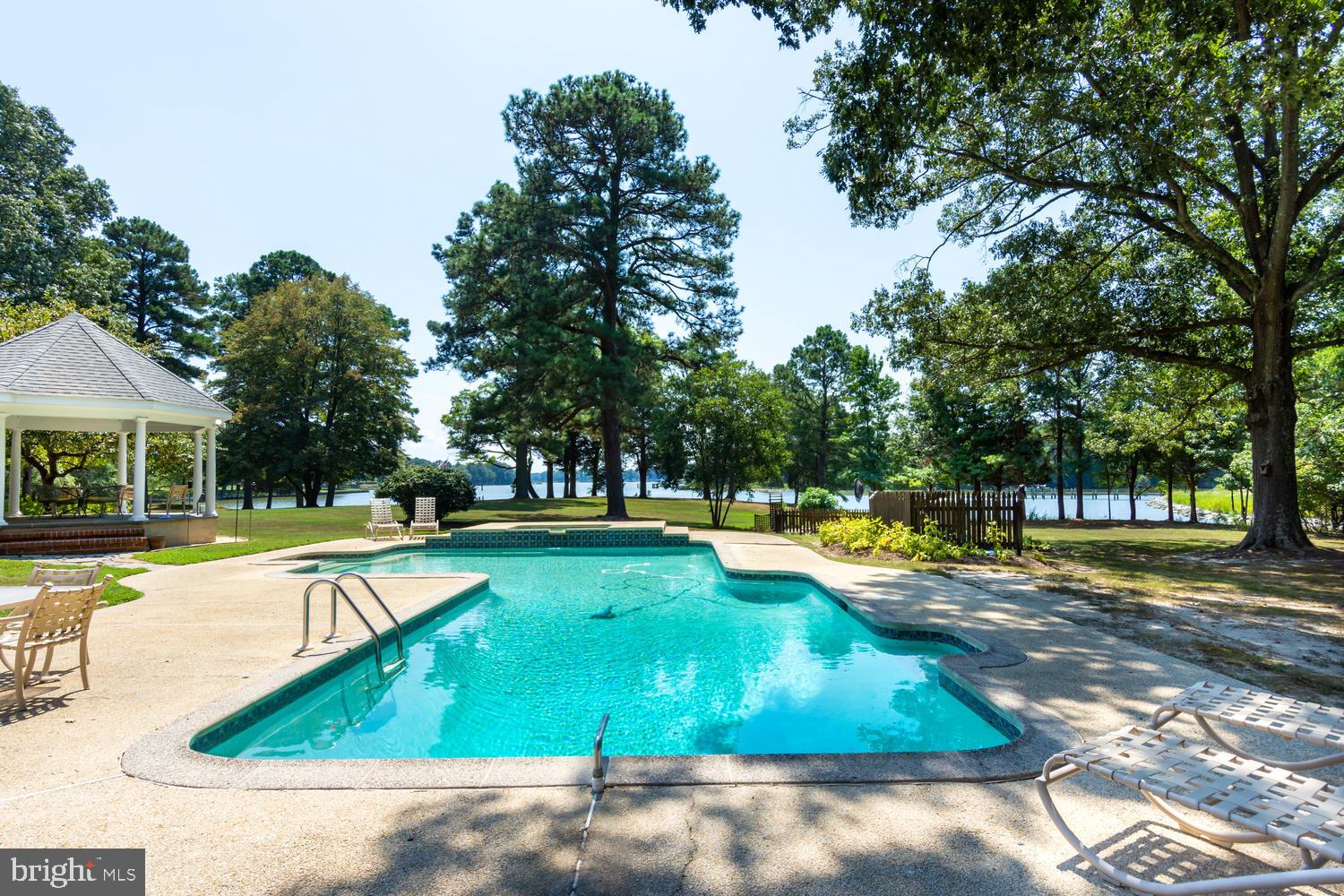 TRAVELERS REST - Residential