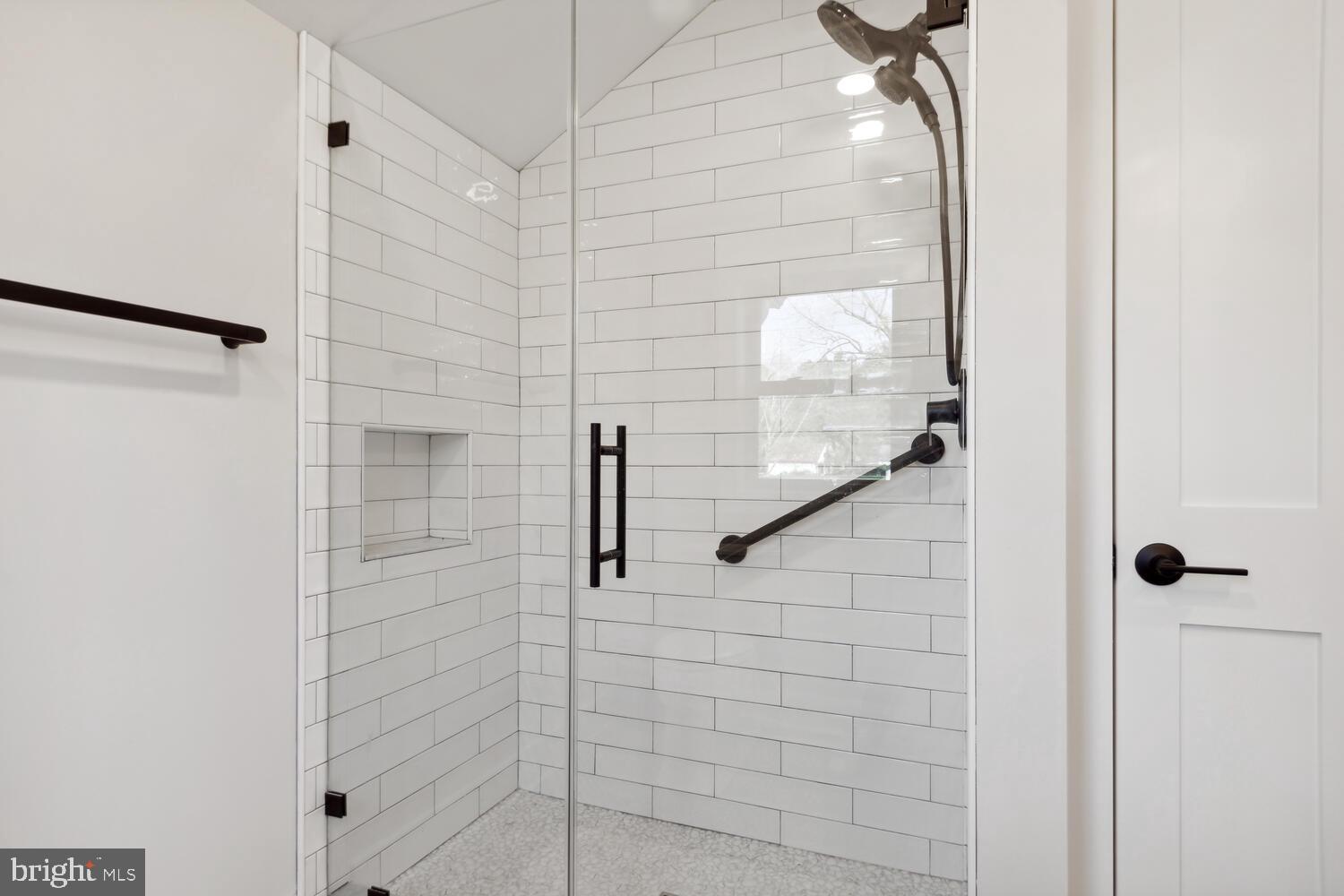 TRAVELERS REST - Residential