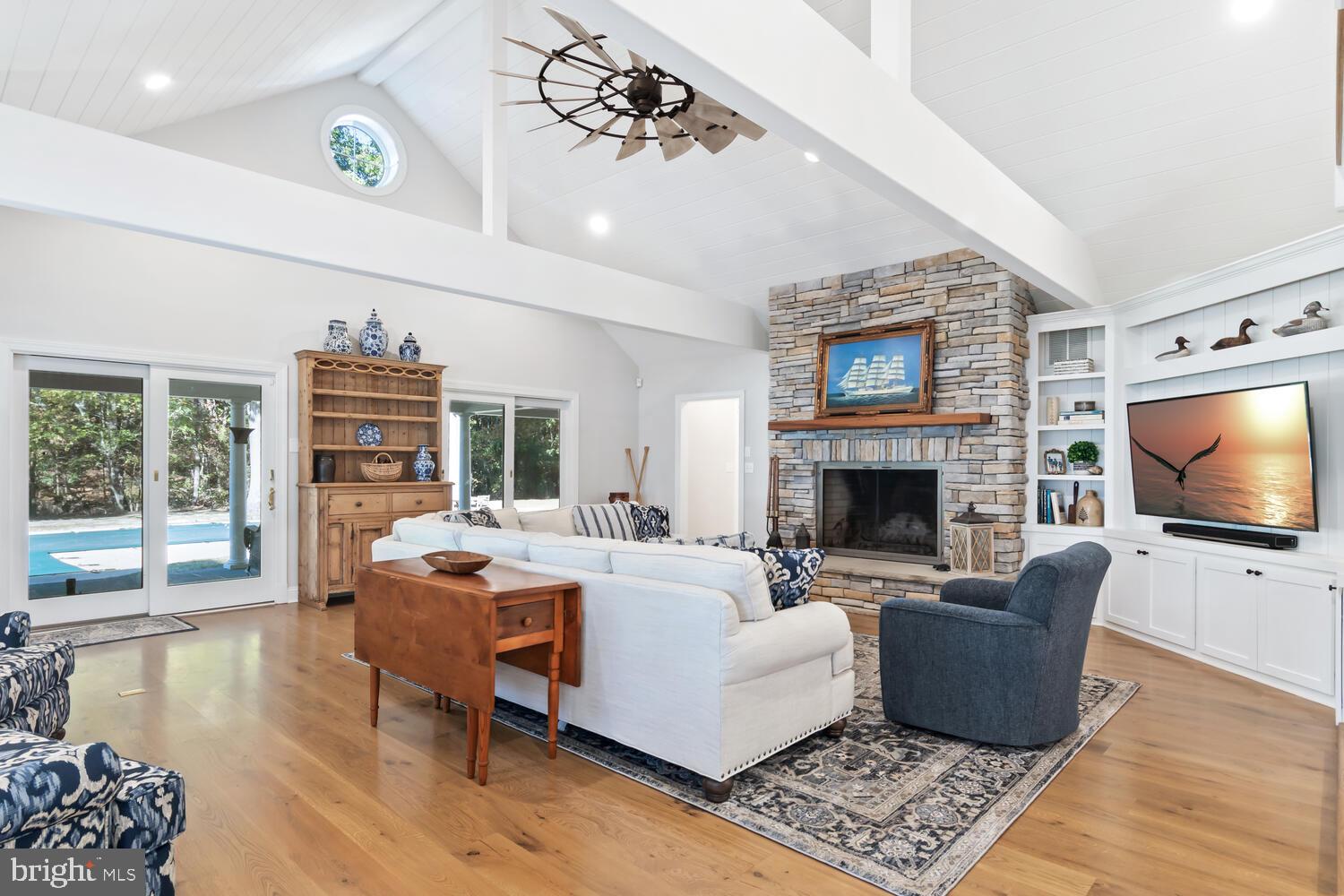 TRAVELERS REST - Residential