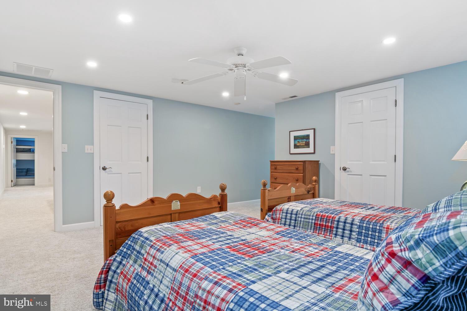 TRAVELERS REST - Residential