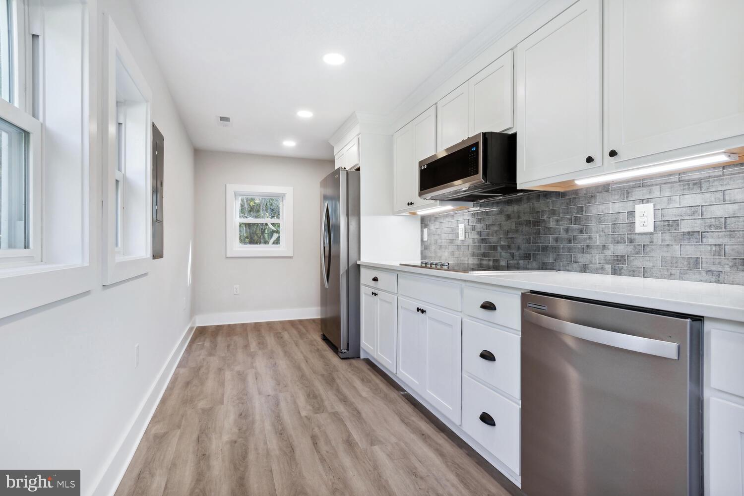 TRAVELERS REST - Residential