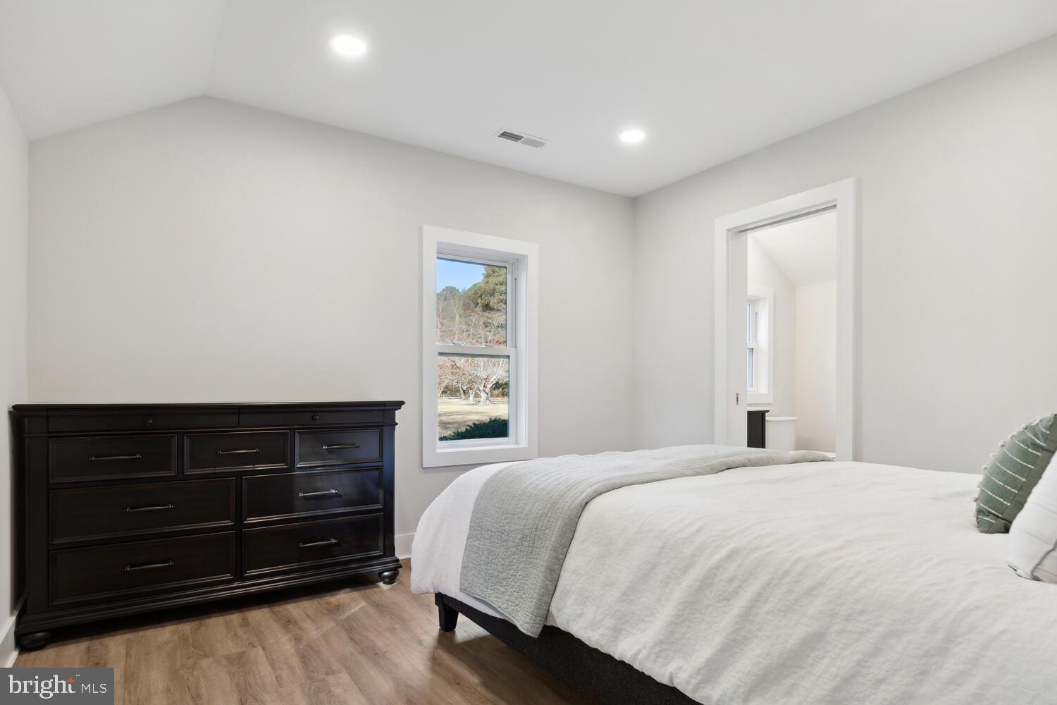 TRAVELERS REST - Residential