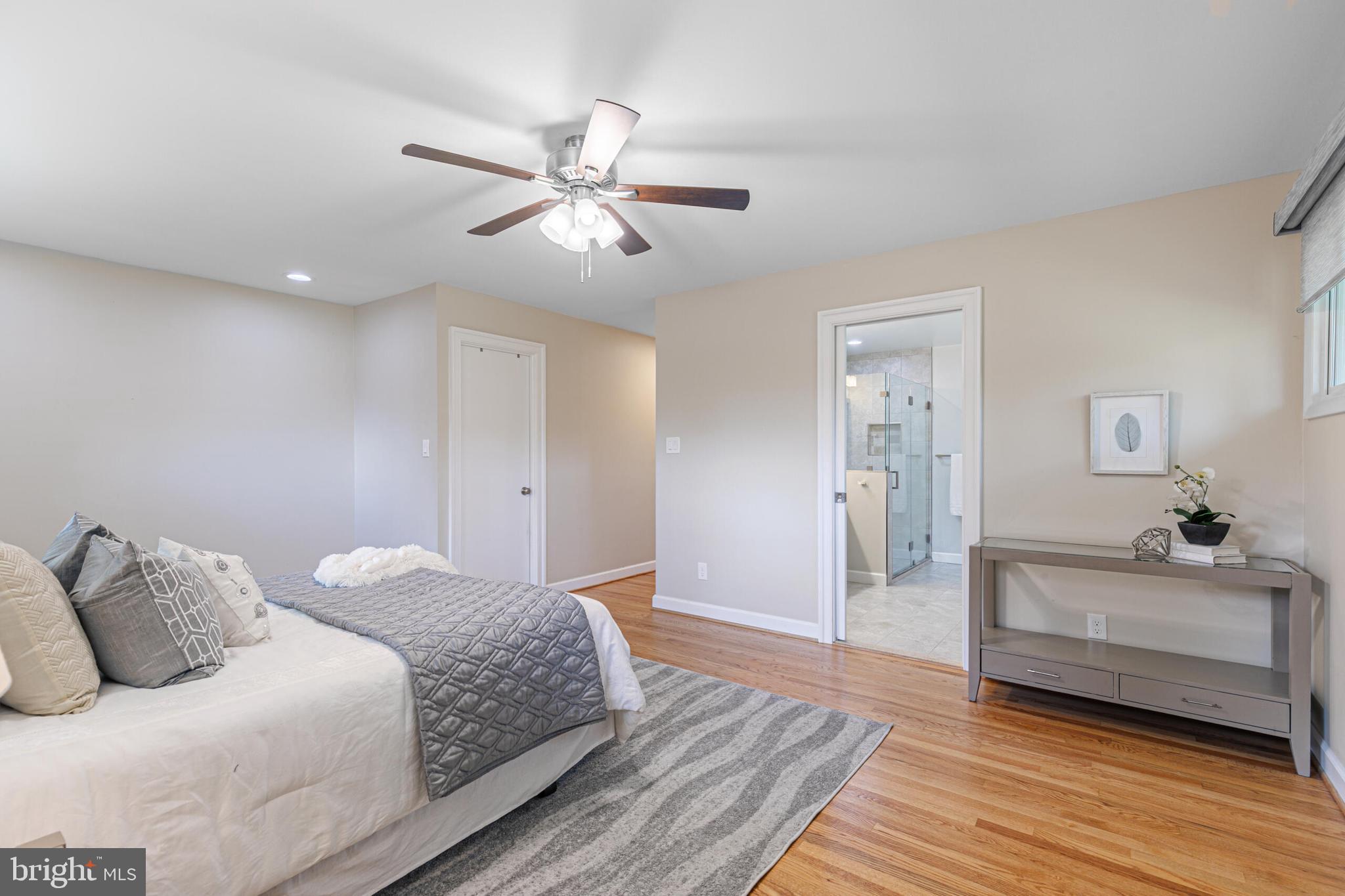 CARRIAGE HILL - Residential