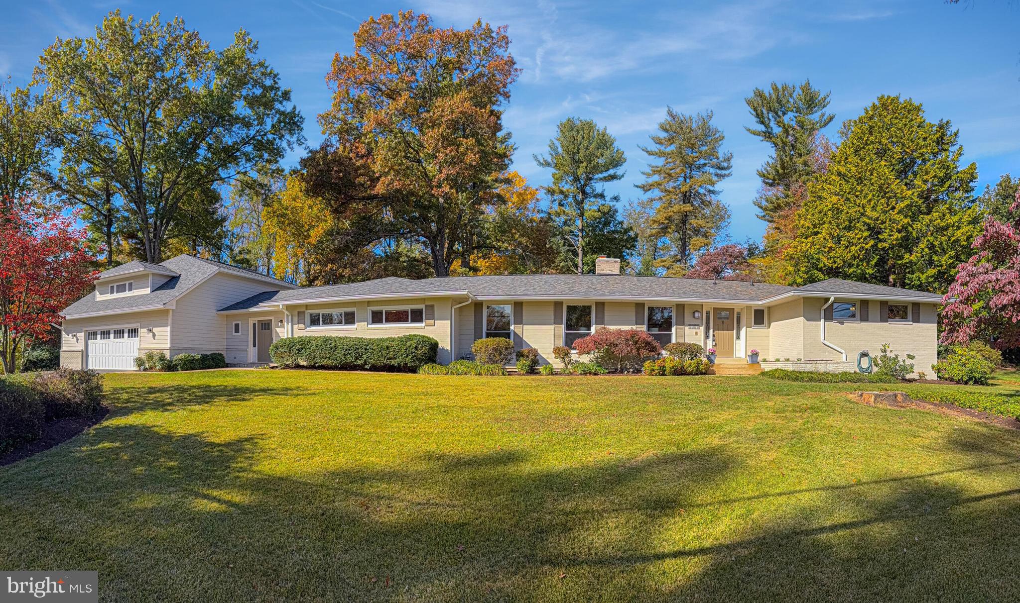 CARRIAGE HILL - Residential