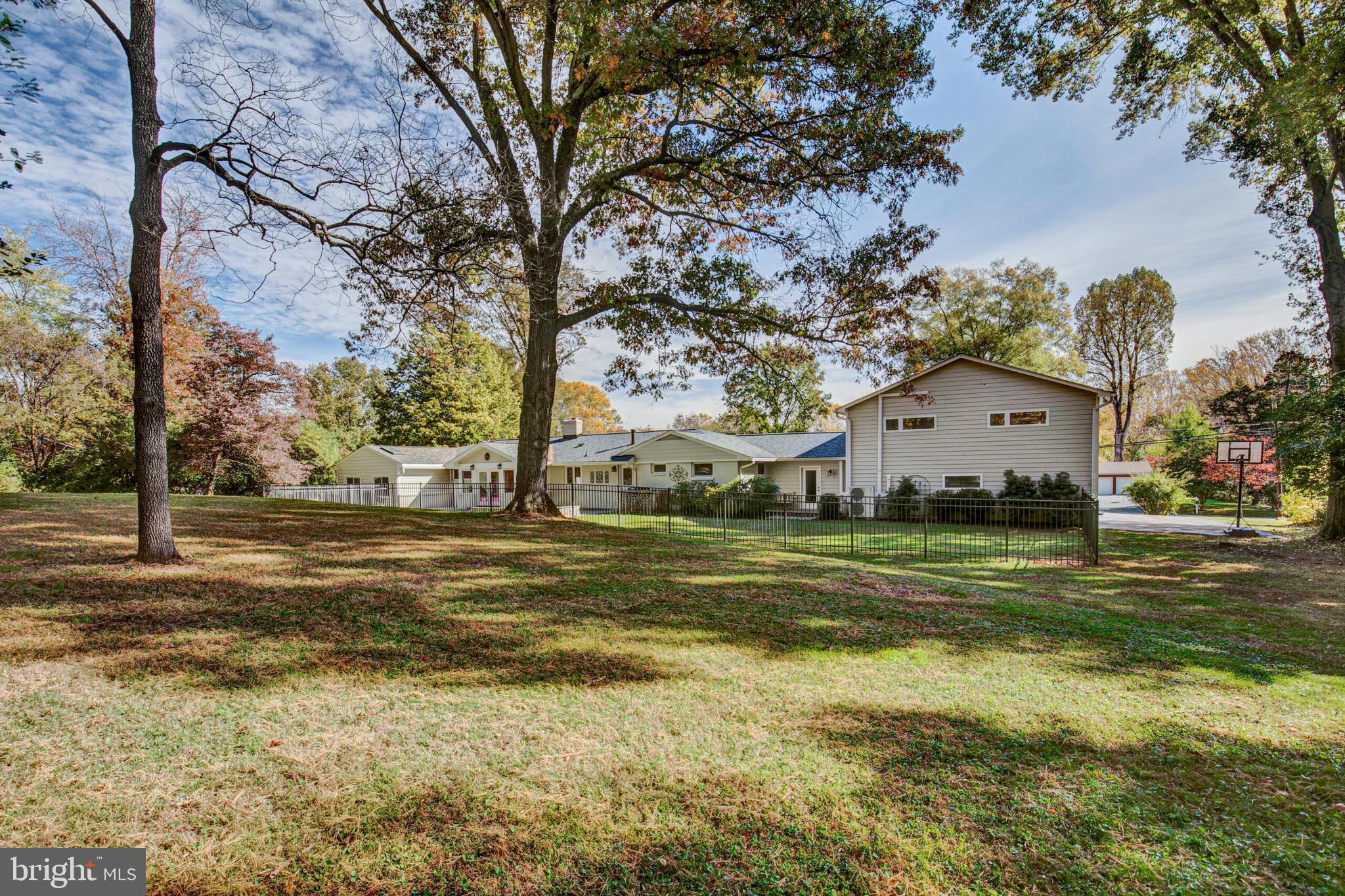 CARRIAGE HILL - Residential