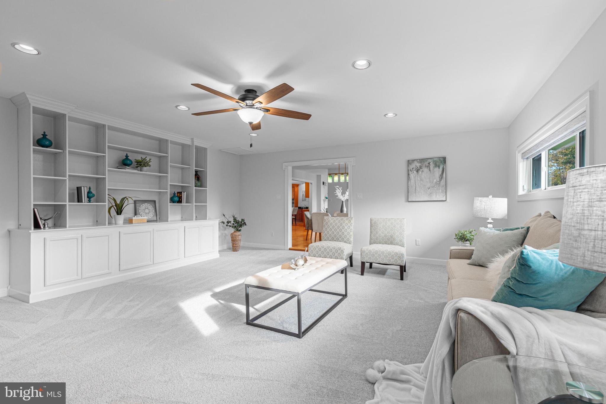 CARRIAGE HILL - Residential