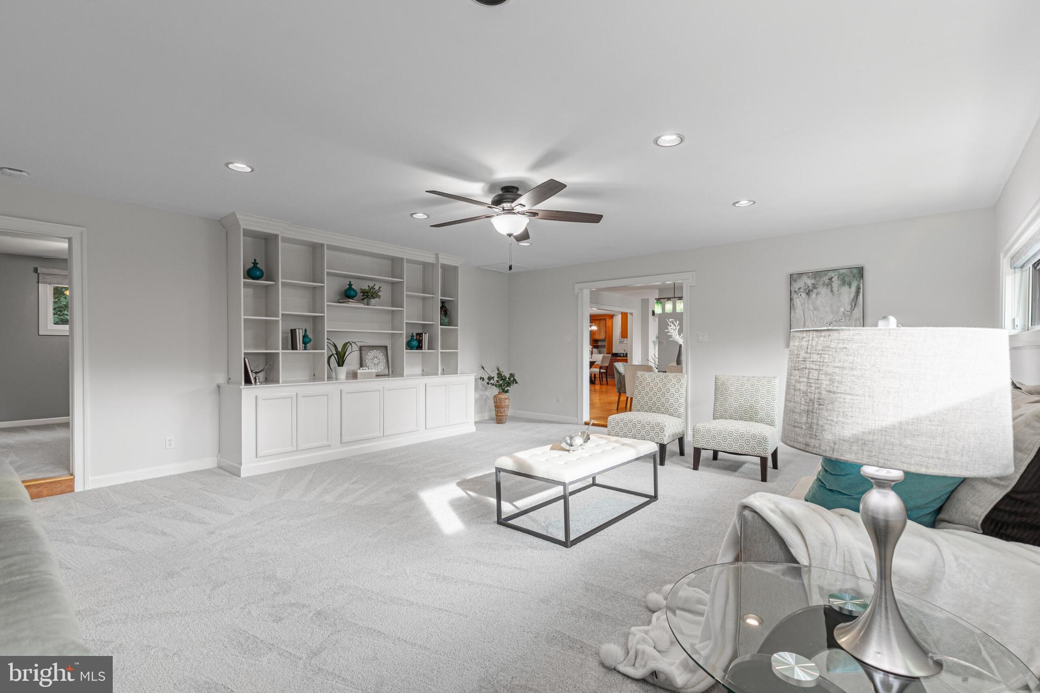 CARRIAGE HILL - Residential