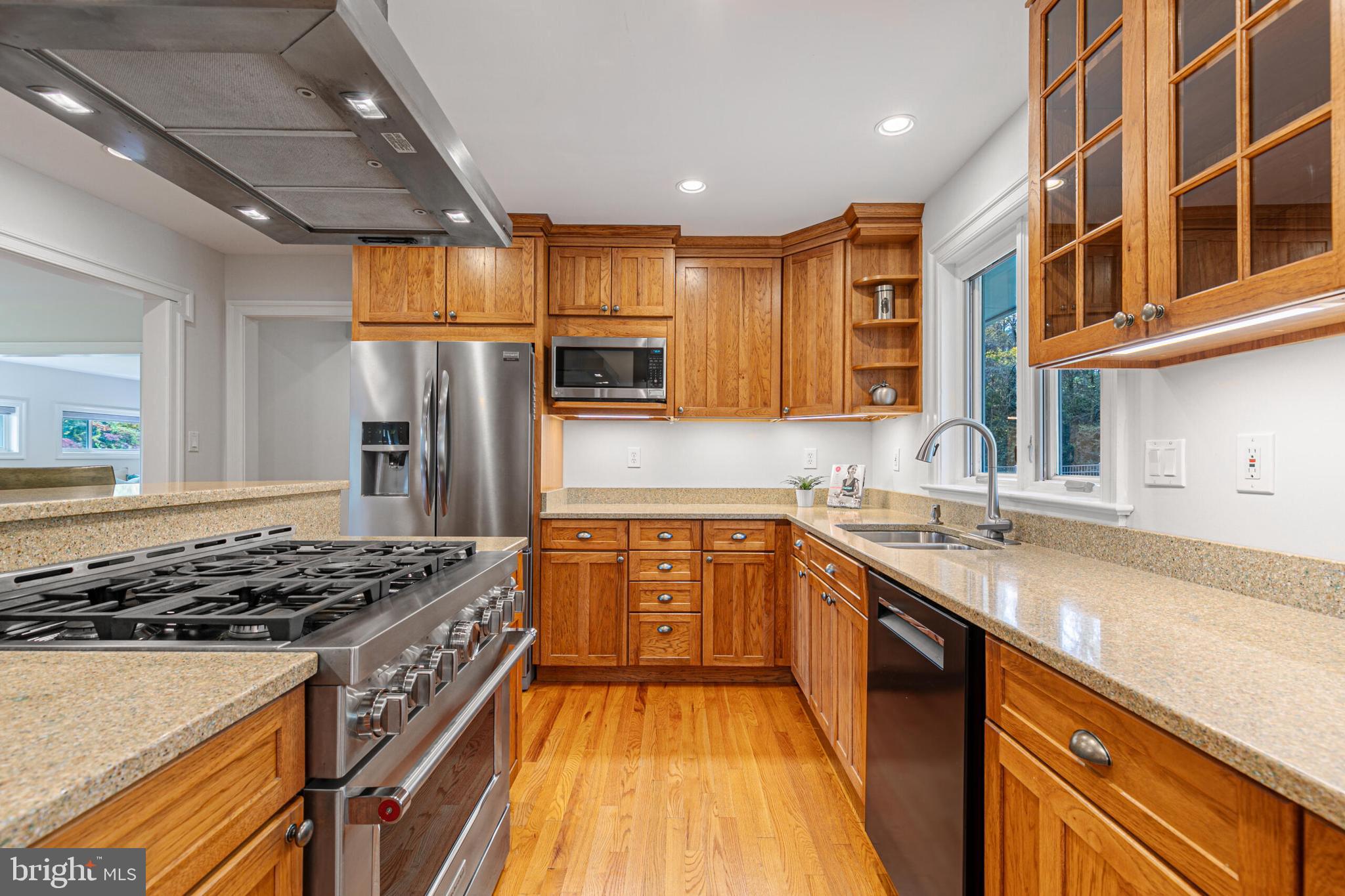 CARRIAGE HILL - Residential