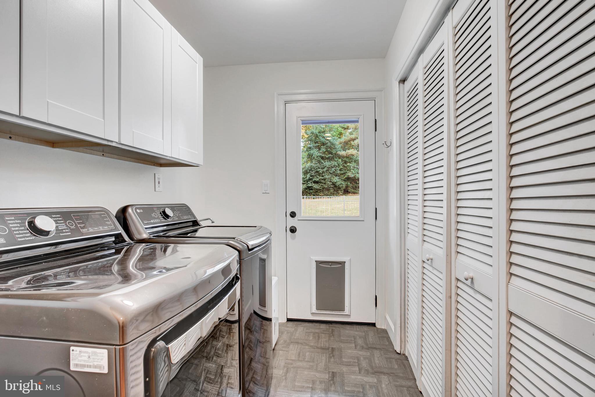 CARRIAGE HILL - Residential