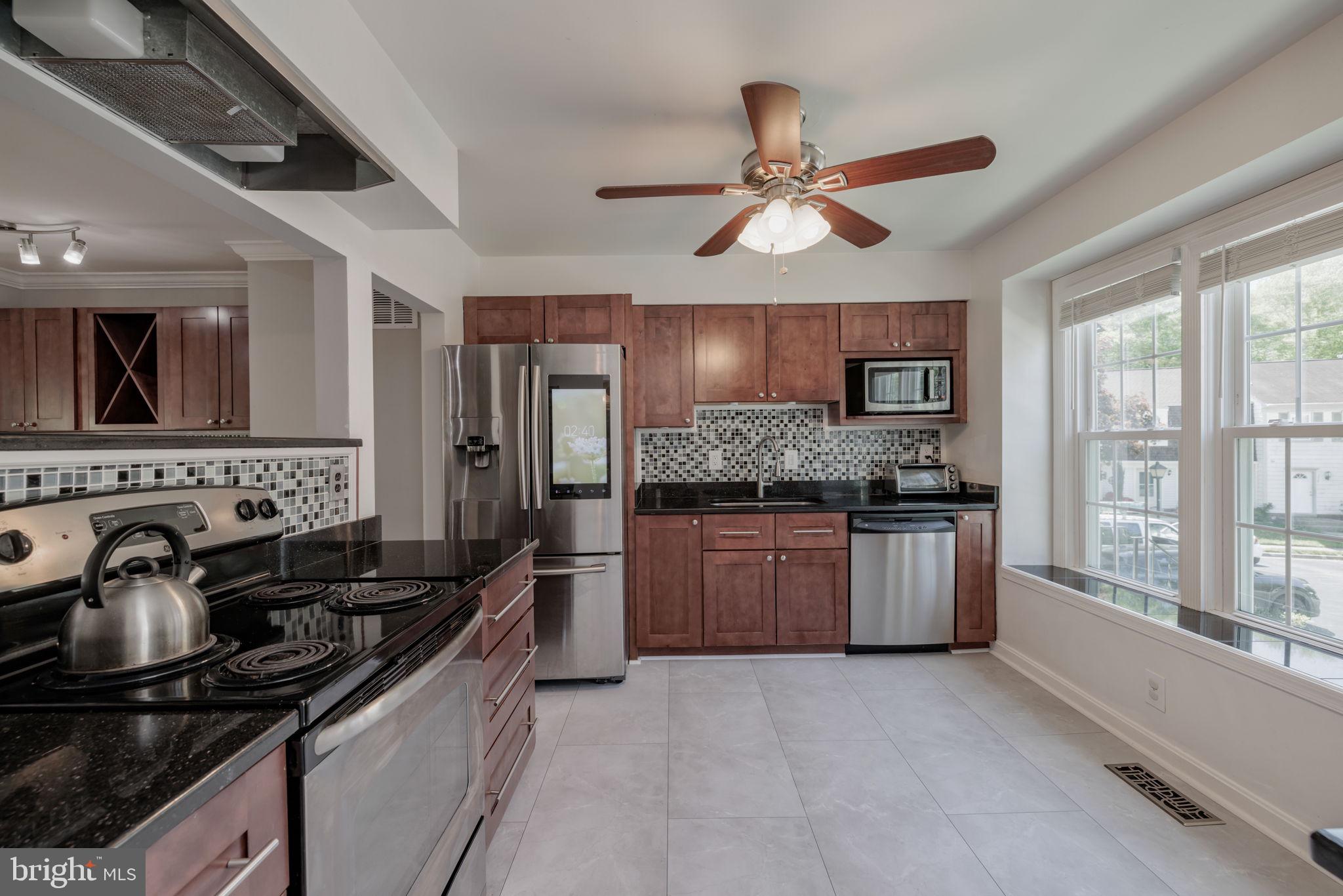 BETHELEN WOODS - Residential Lease