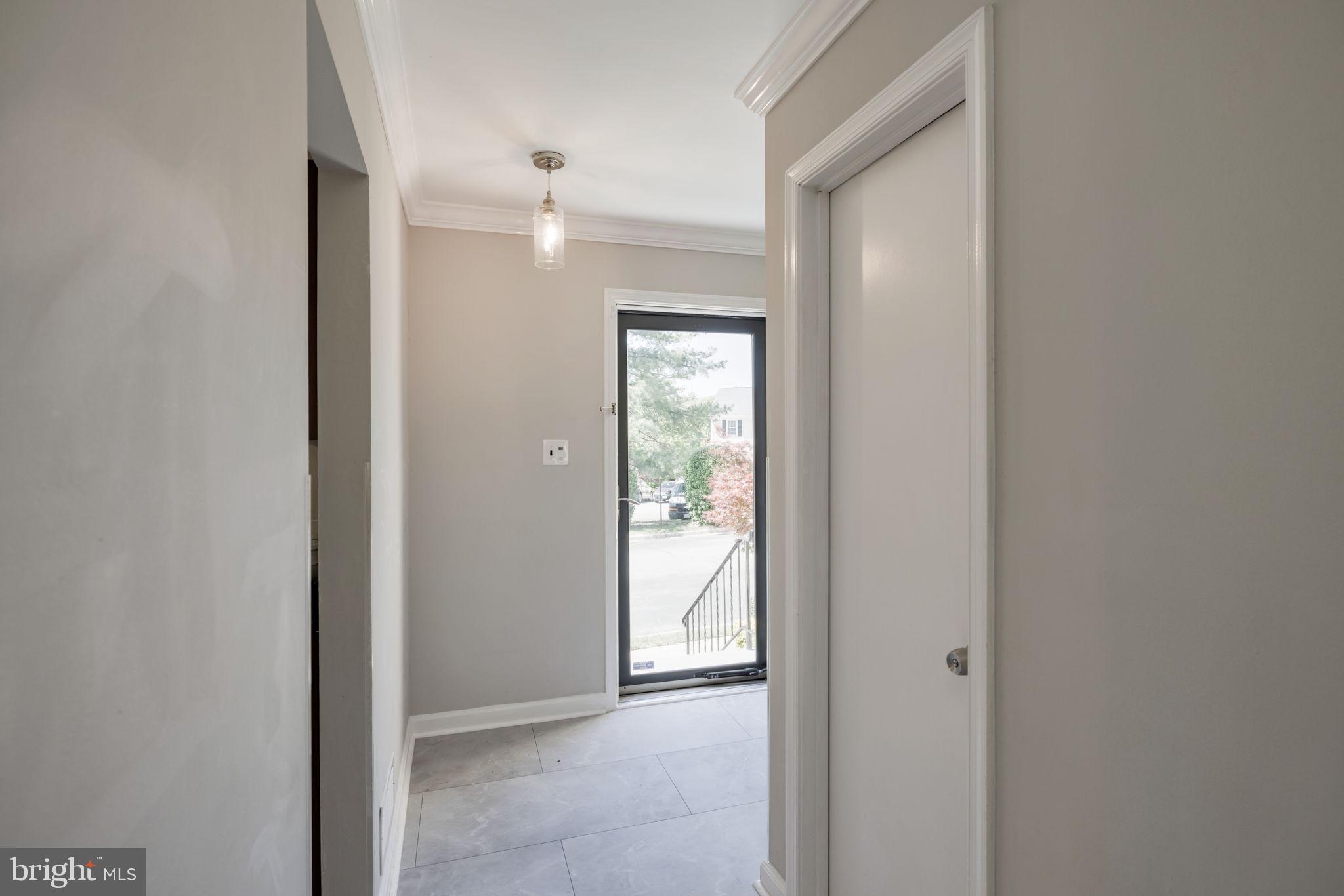 BETHELEN WOODS - Residential Lease