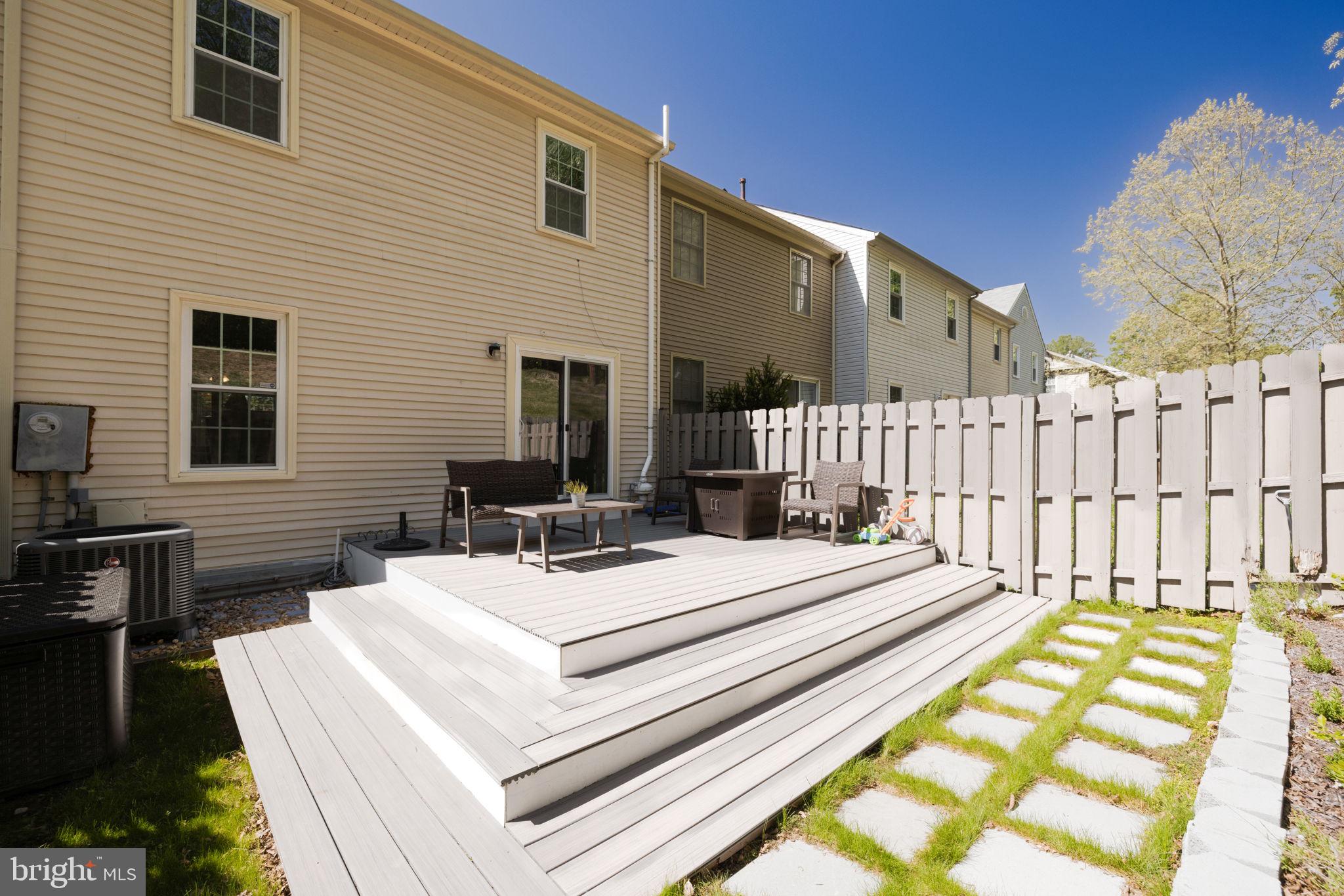 BETHELEN WOODS - Residential Lease