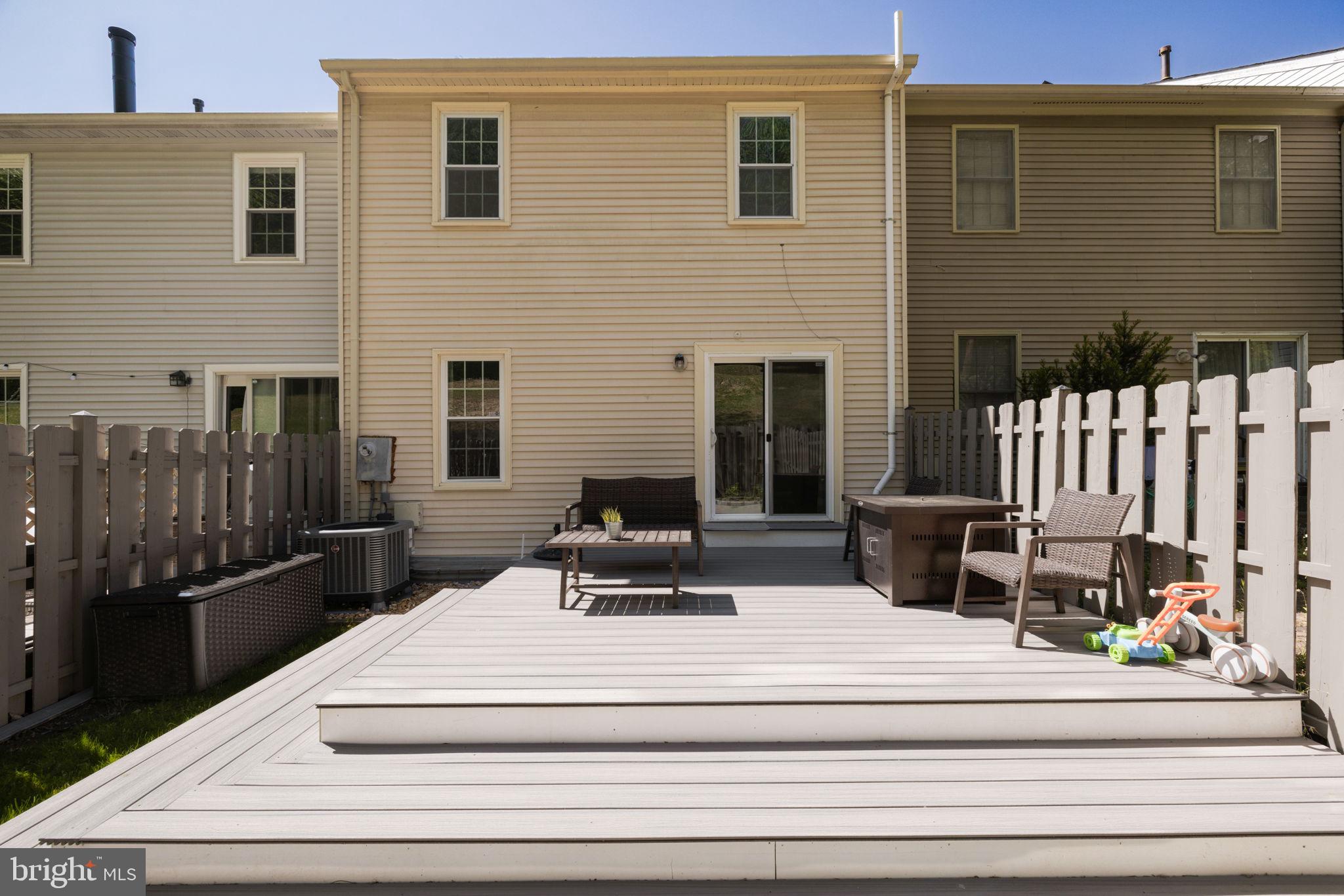 BETHELEN WOODS - Residential Lease