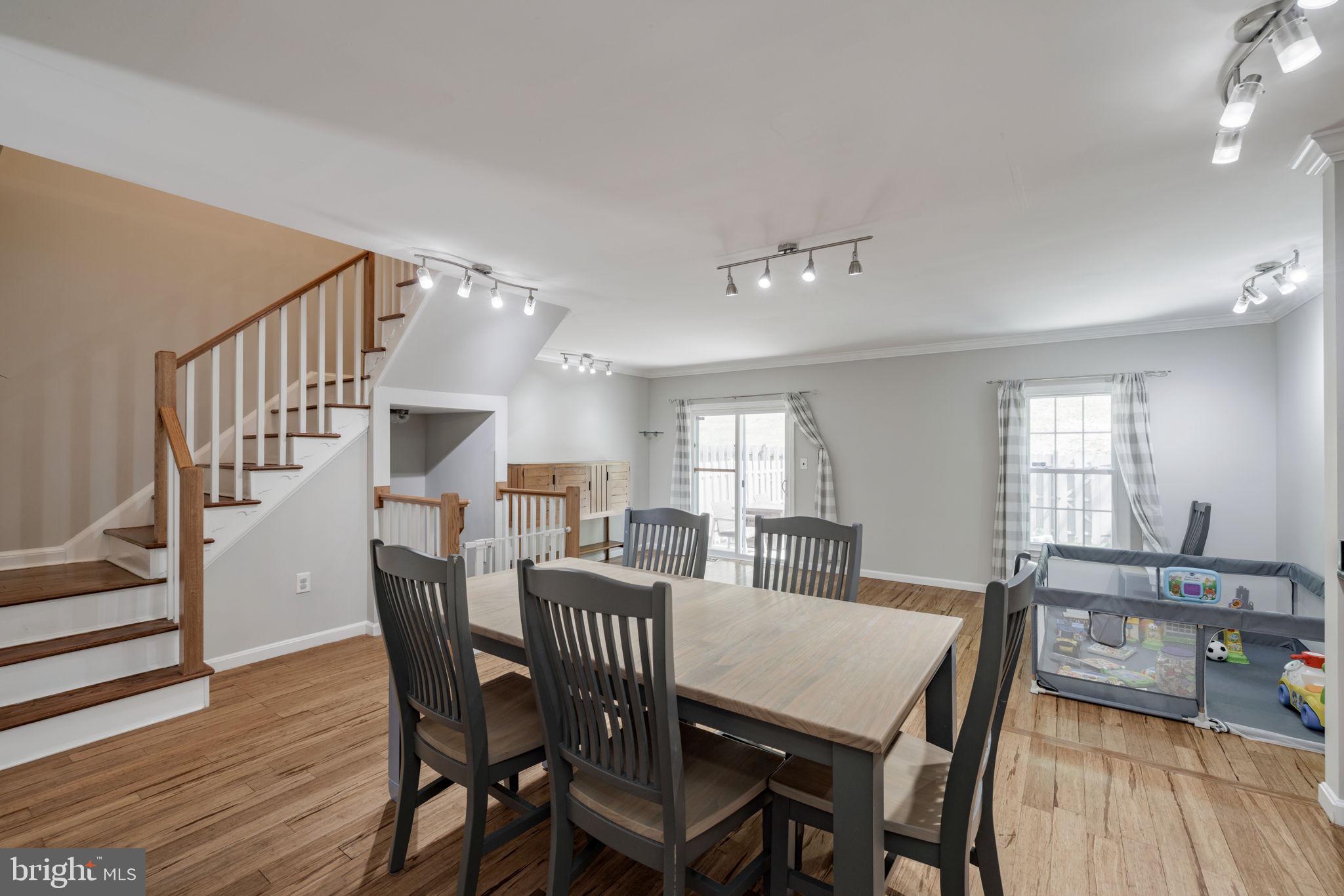 BETHELEN WOODS - Residential Lease