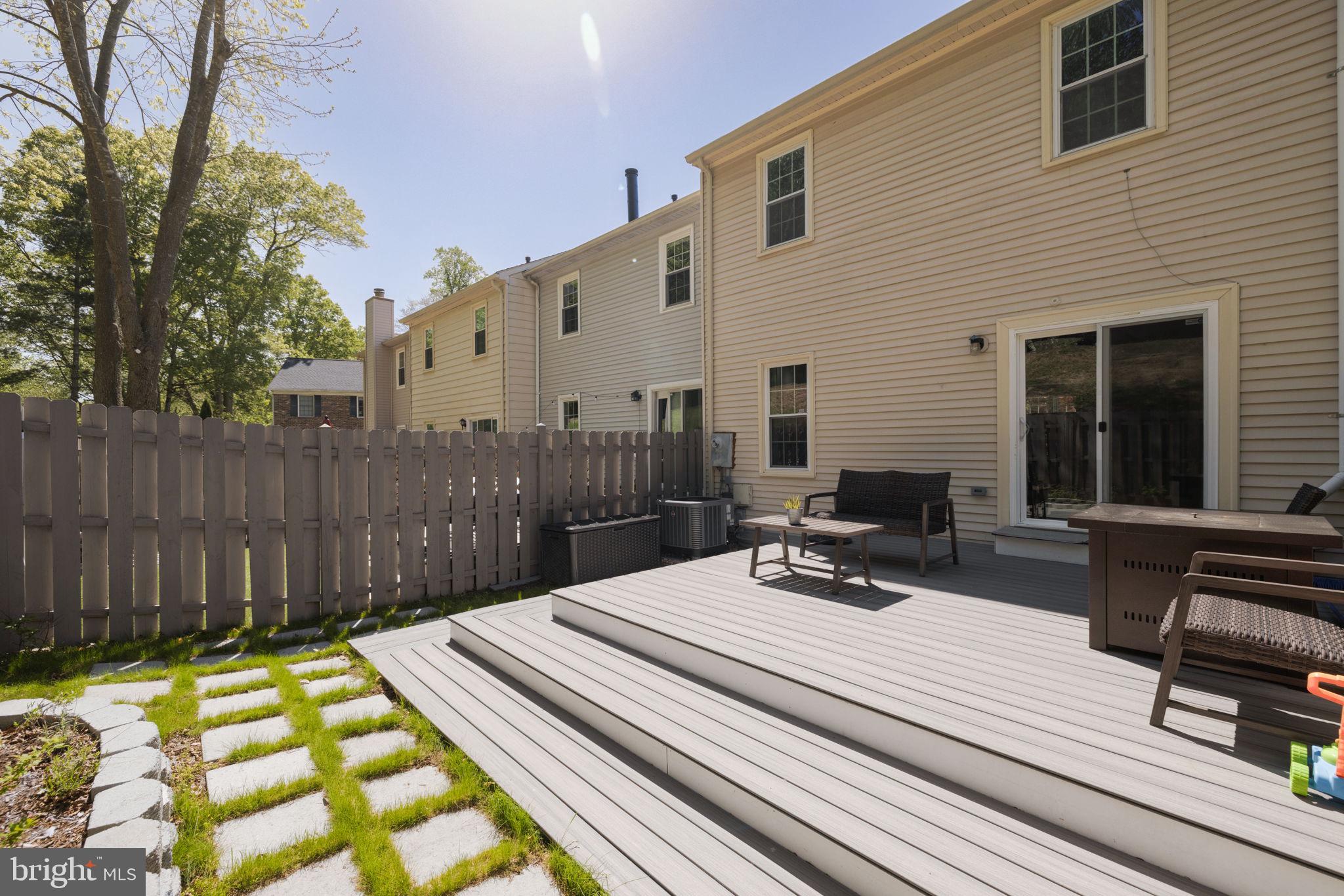 BETHELEN WOODS - Residential Lease