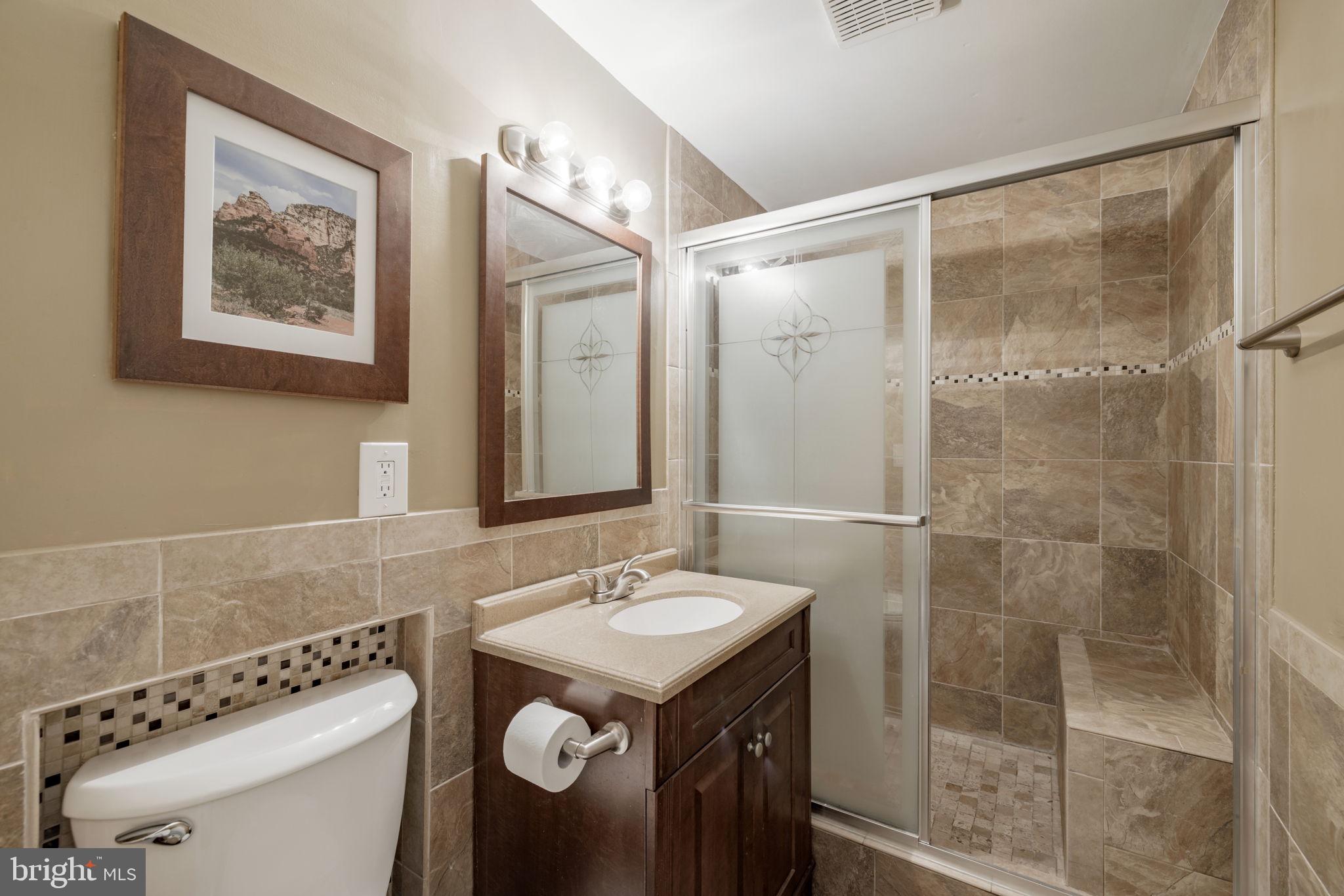 BETHELEN WOODS - Residential Lease