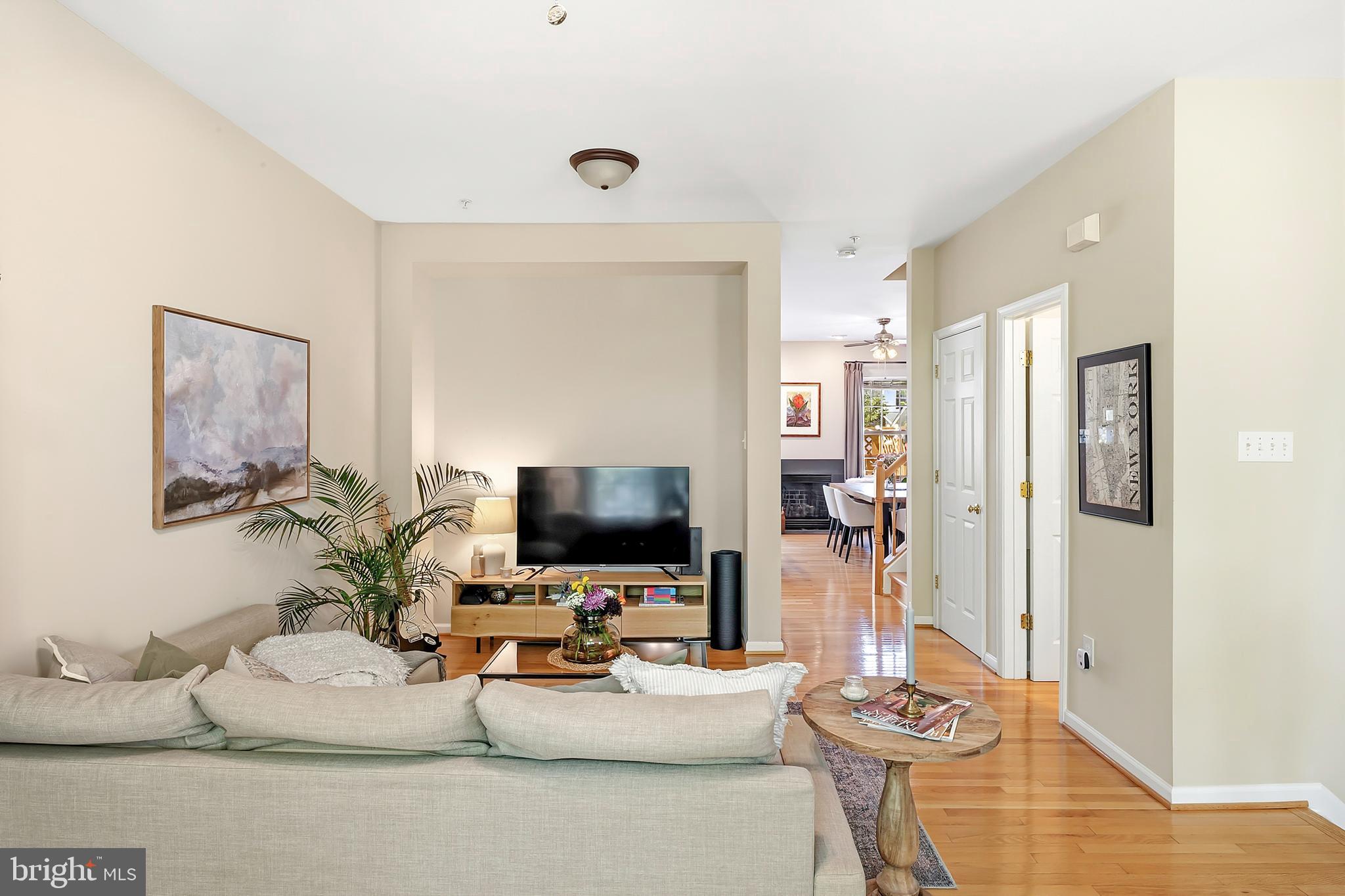 VILLAGE OF RIVER HILL - Residential