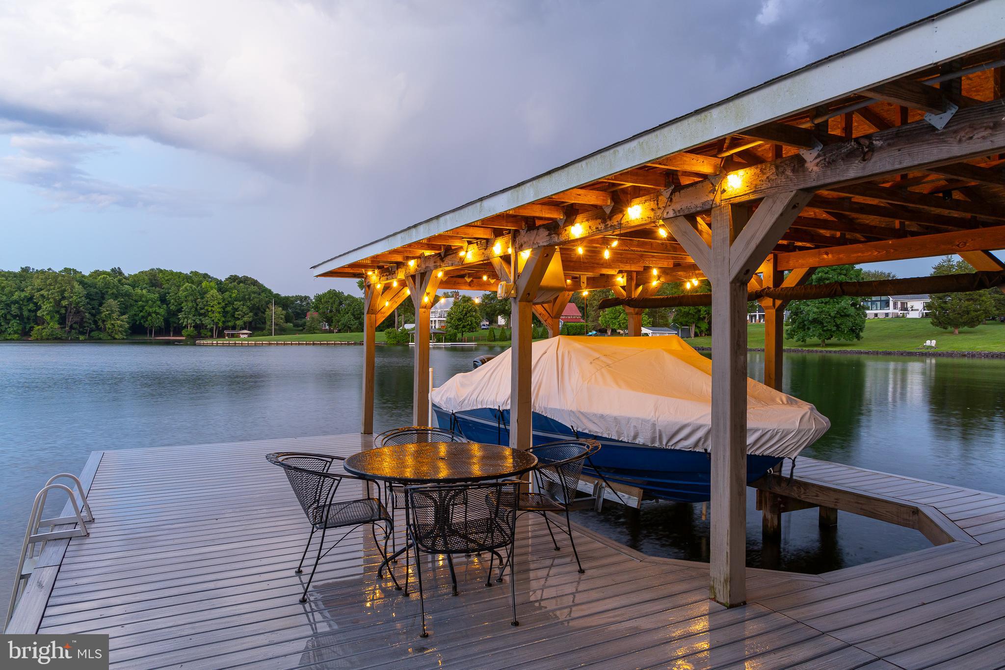 TARA WOODS - Residential