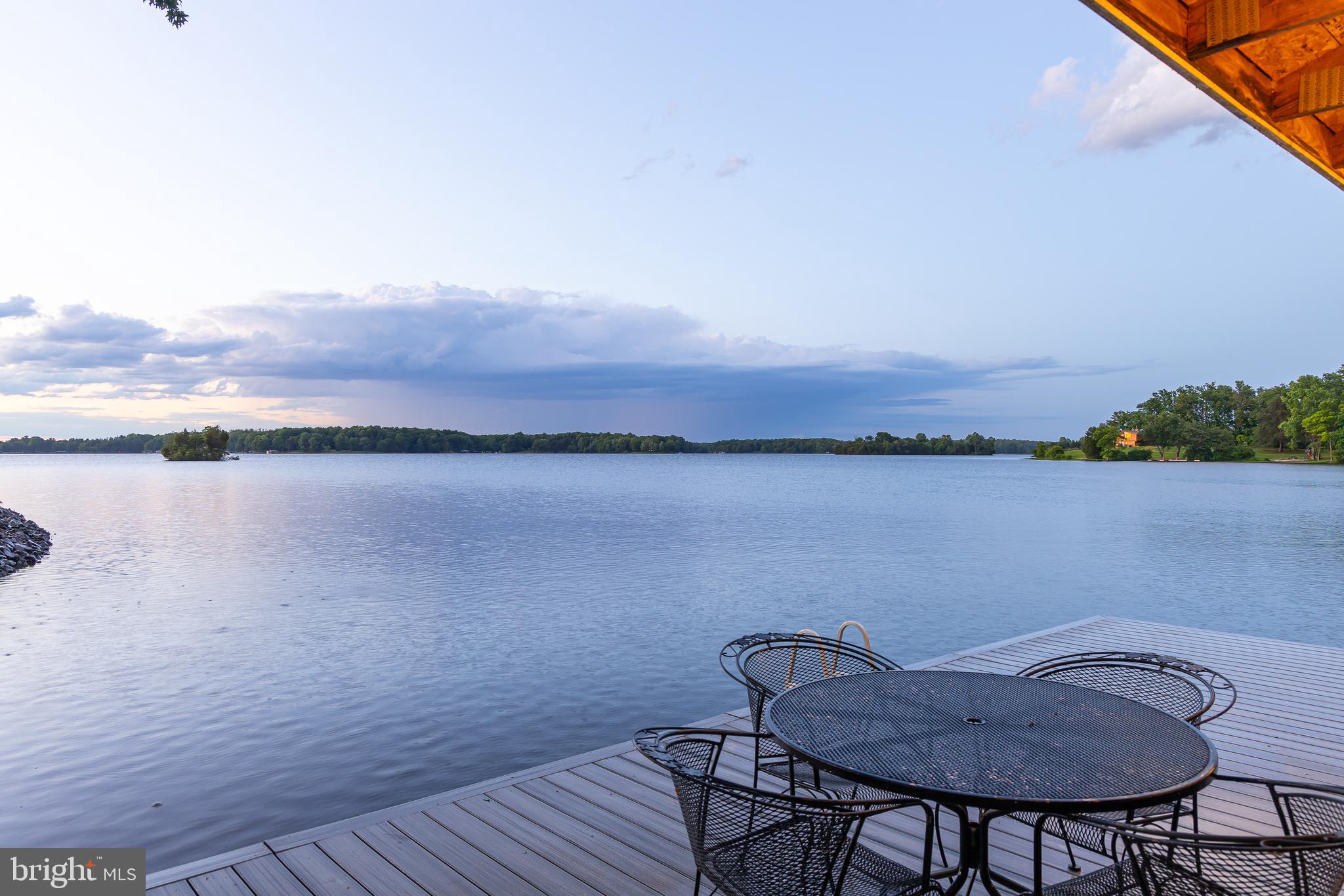 TARA WOODS - Residential