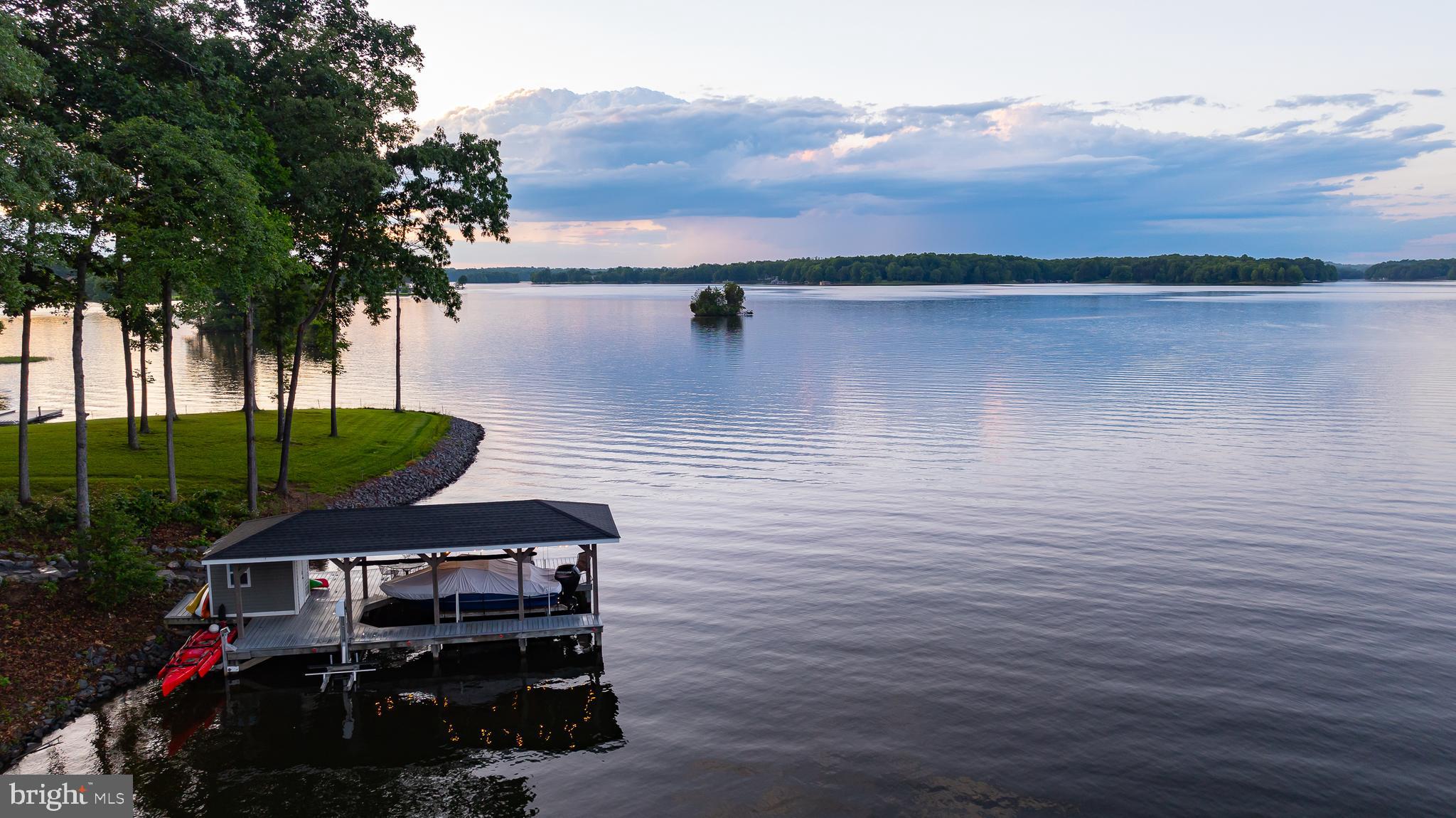 TARA WOODS - Residential