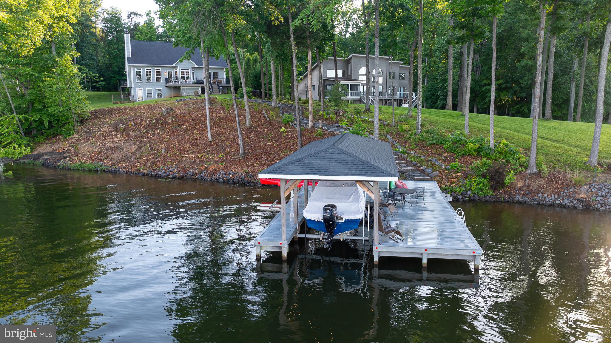 TARA WOODS - Residential