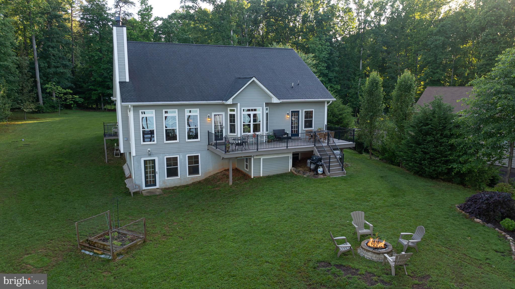 TARA WOODS - Residential