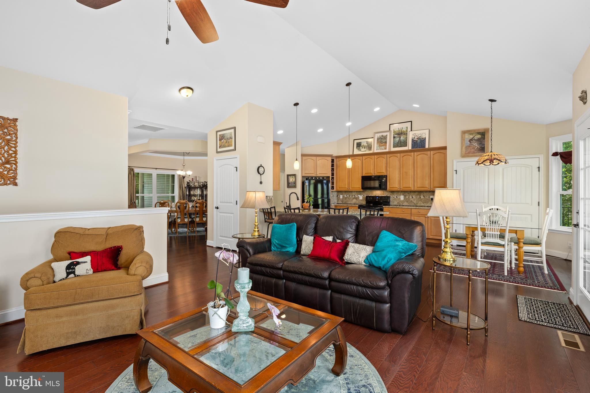 TARA WOODS - Residential