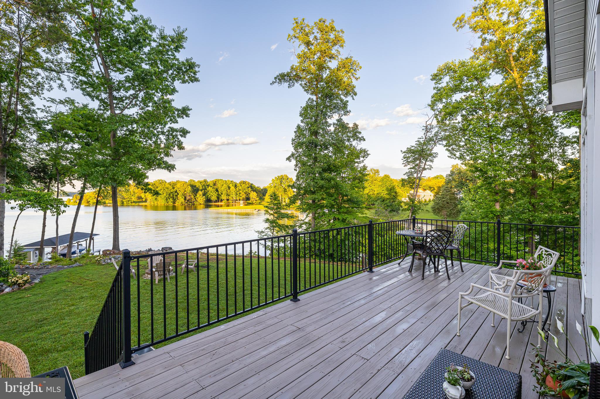 TARA WOODS - Residential