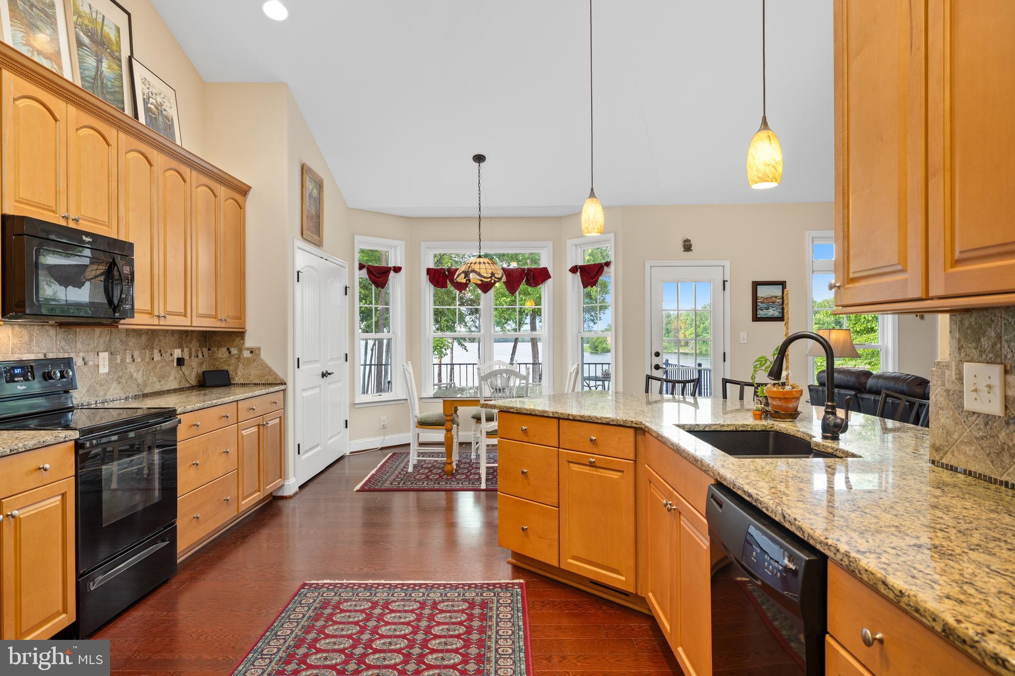 TARA WOODS - Residential