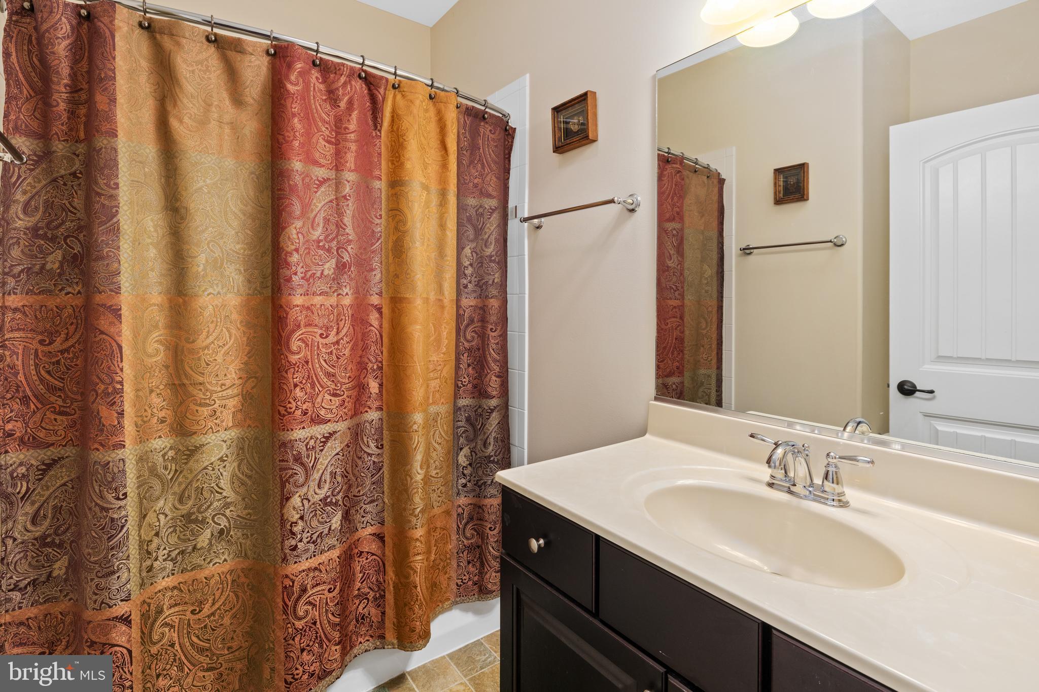 TARA WOODS - Residential